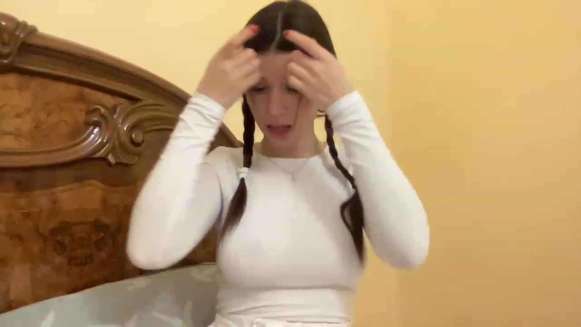 Gallery image thumbnail from EmilyPariss's myfreecams stream on, 01/26/2023, 20:06 image 17 of 20