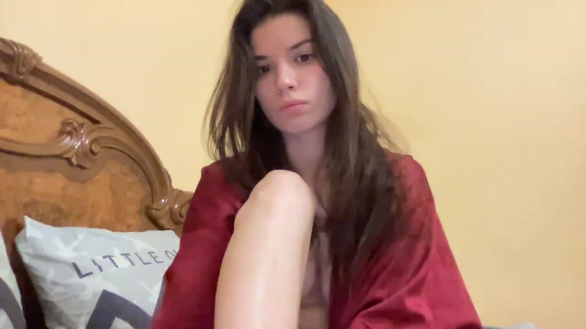 Gallery image thumbnail from EmilyPariss's myfreecams stream on, 03/21/2023, 19:51 image 15 of 20