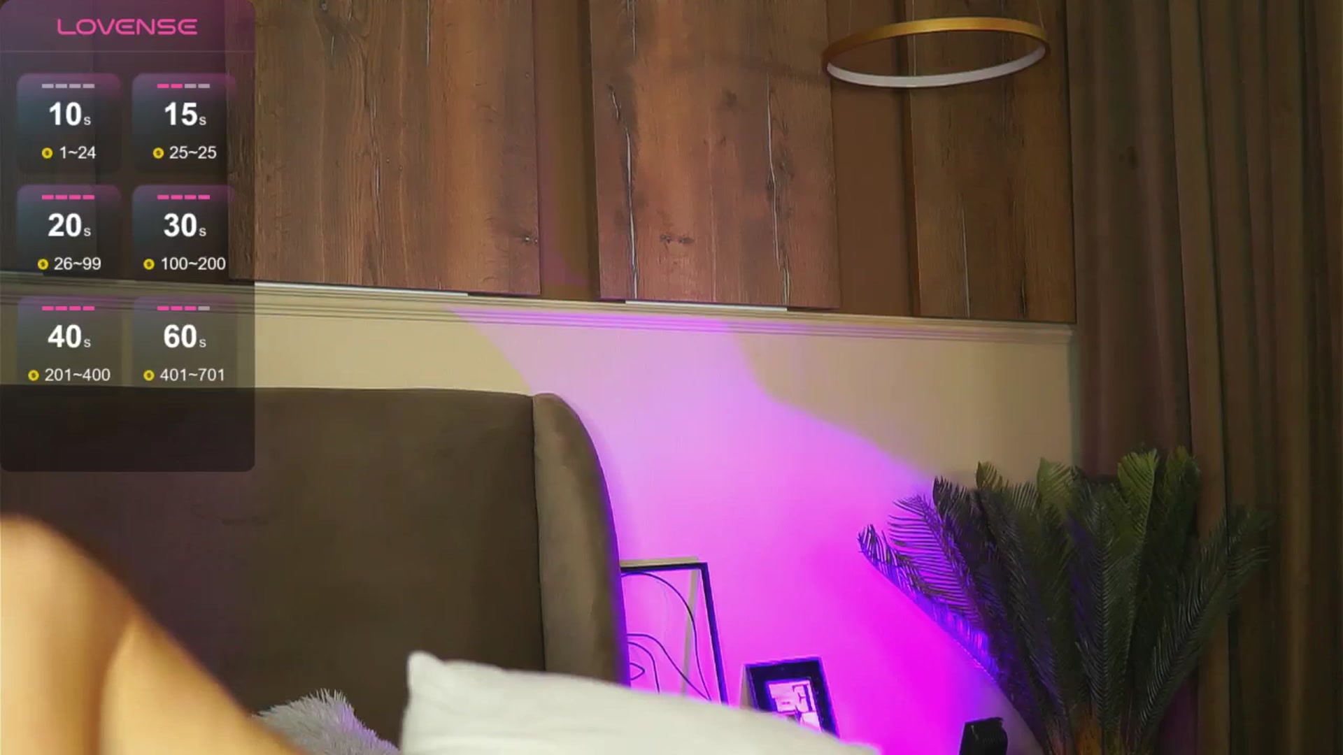 Gallery image thumbnail from EmilyRaymont's myfreecams stream on, 01/23/2025, 01:12 image 5 of 20