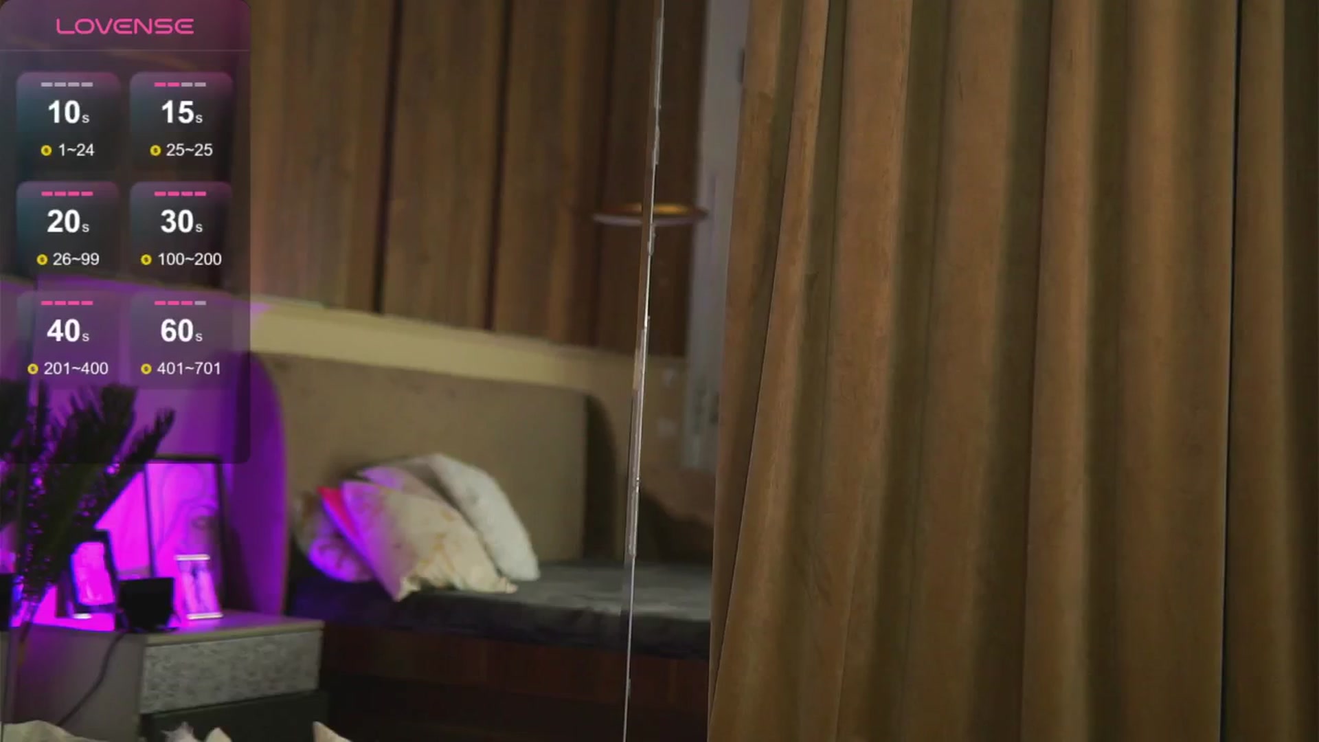 Gallery image thumbnail from EmilyRaymont's myfreecams stream on, 01/26/2025, 24:44 image 6 of 20
