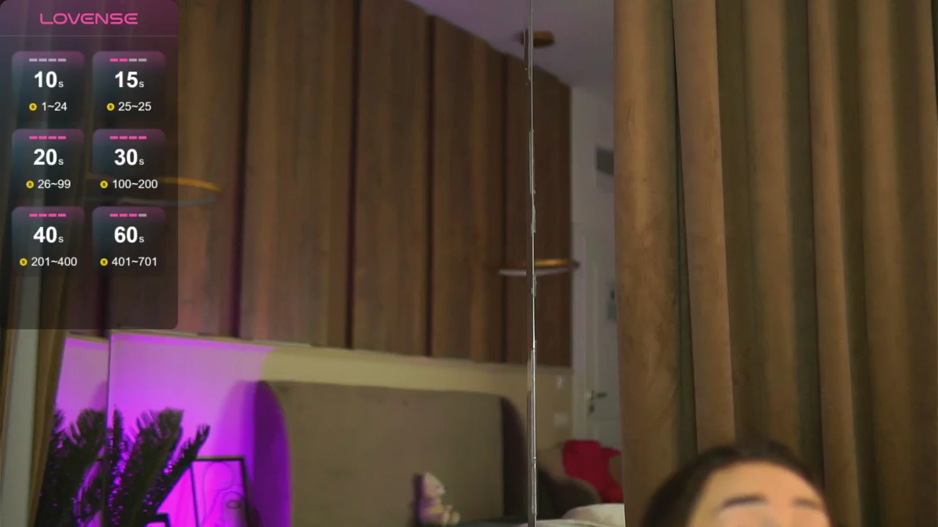 Gallery image thumbnail from EmilyRaymont's myfreecams stream on, 01/28/2025, 01:24 image 12 of 20
