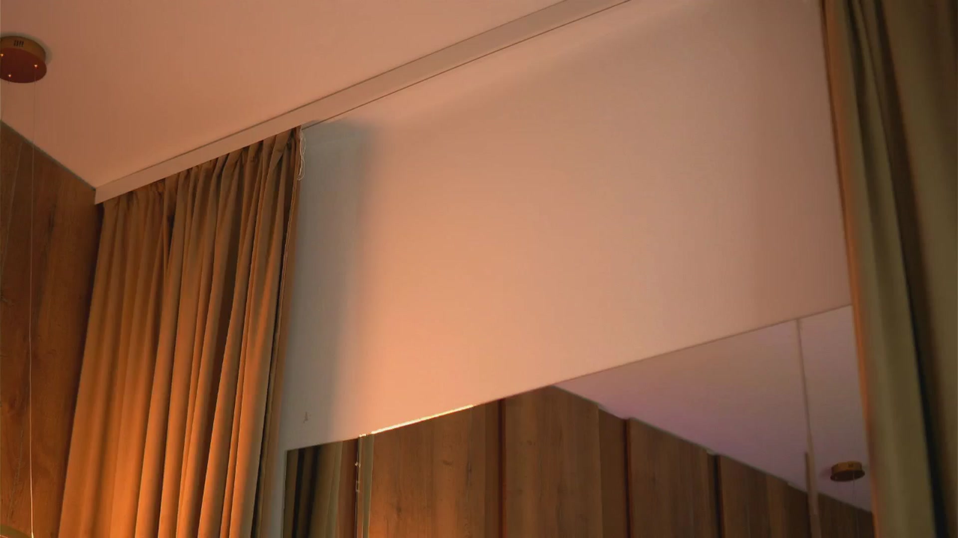 Gallery image thumbnail from EmilyRaymont's myfreecams stream on, 02/04/2025, 02:43 image 11 of 20