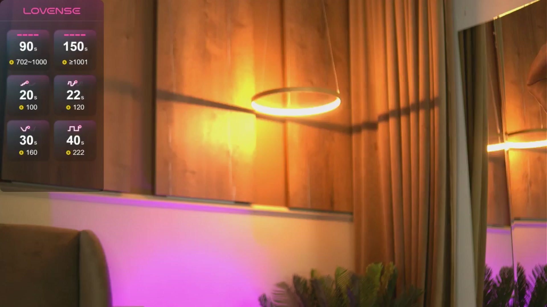 Gallery image thumbnail from EmilyRaymont's myfreecams stream on, 02/06/2025, 23:20 image 1 of 20