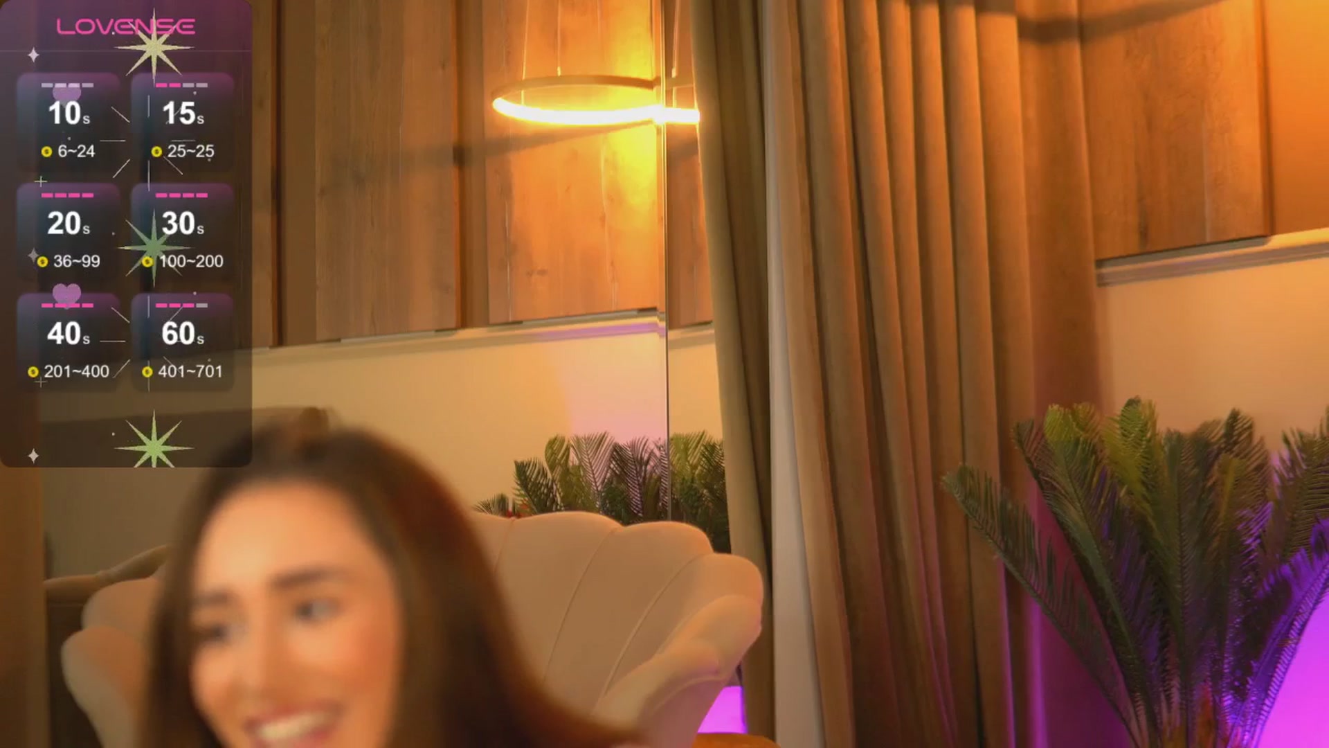 Gallery image thumbnail from EmilyRaymont's myfreecams stream on, 02/28/2025, 01:05 image 13 of 20