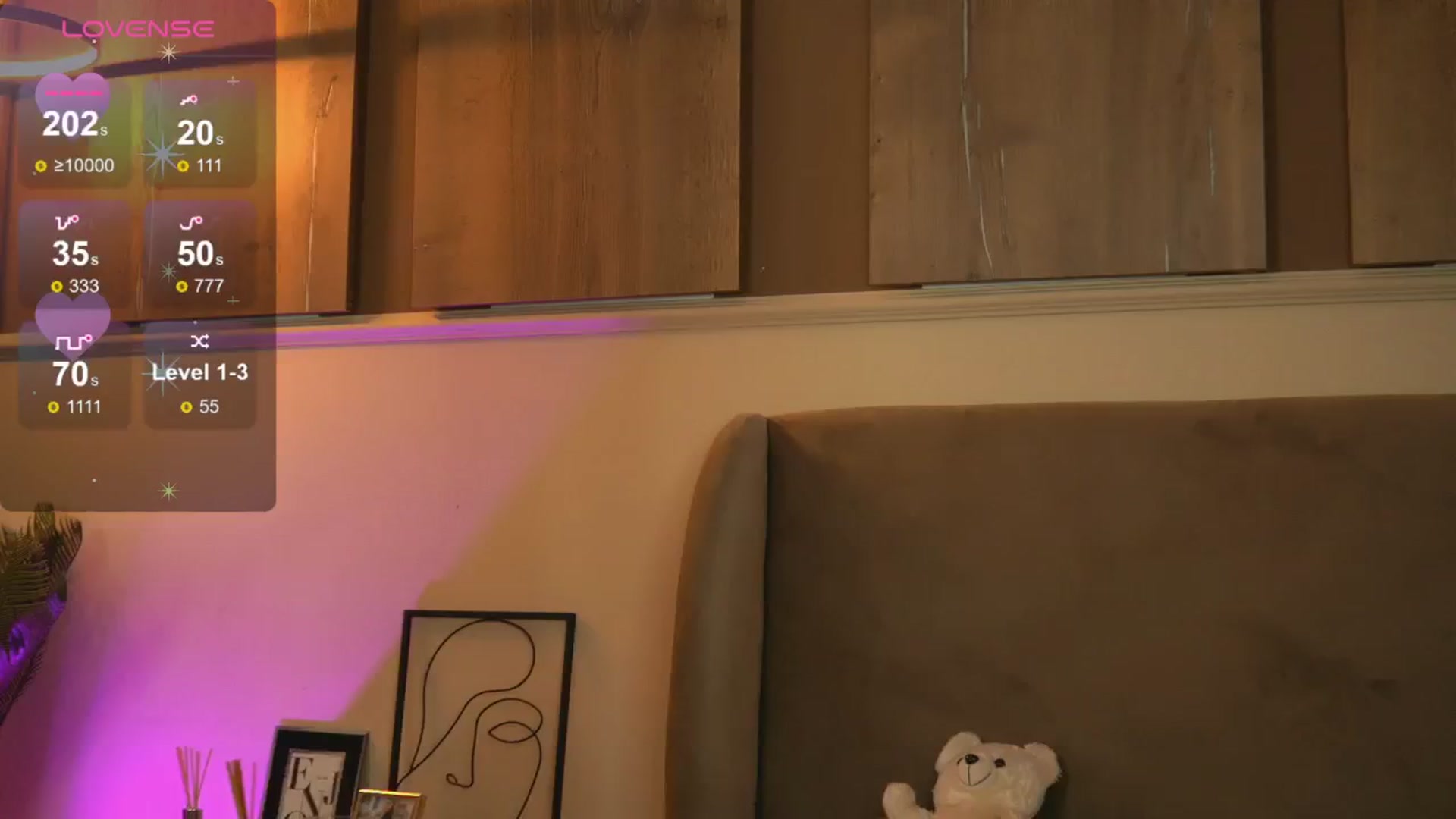 Gallery image thumbnail from EmilyRaymont's myfreecams stream on, 03/21/2025, 05:29 image 8 of 20