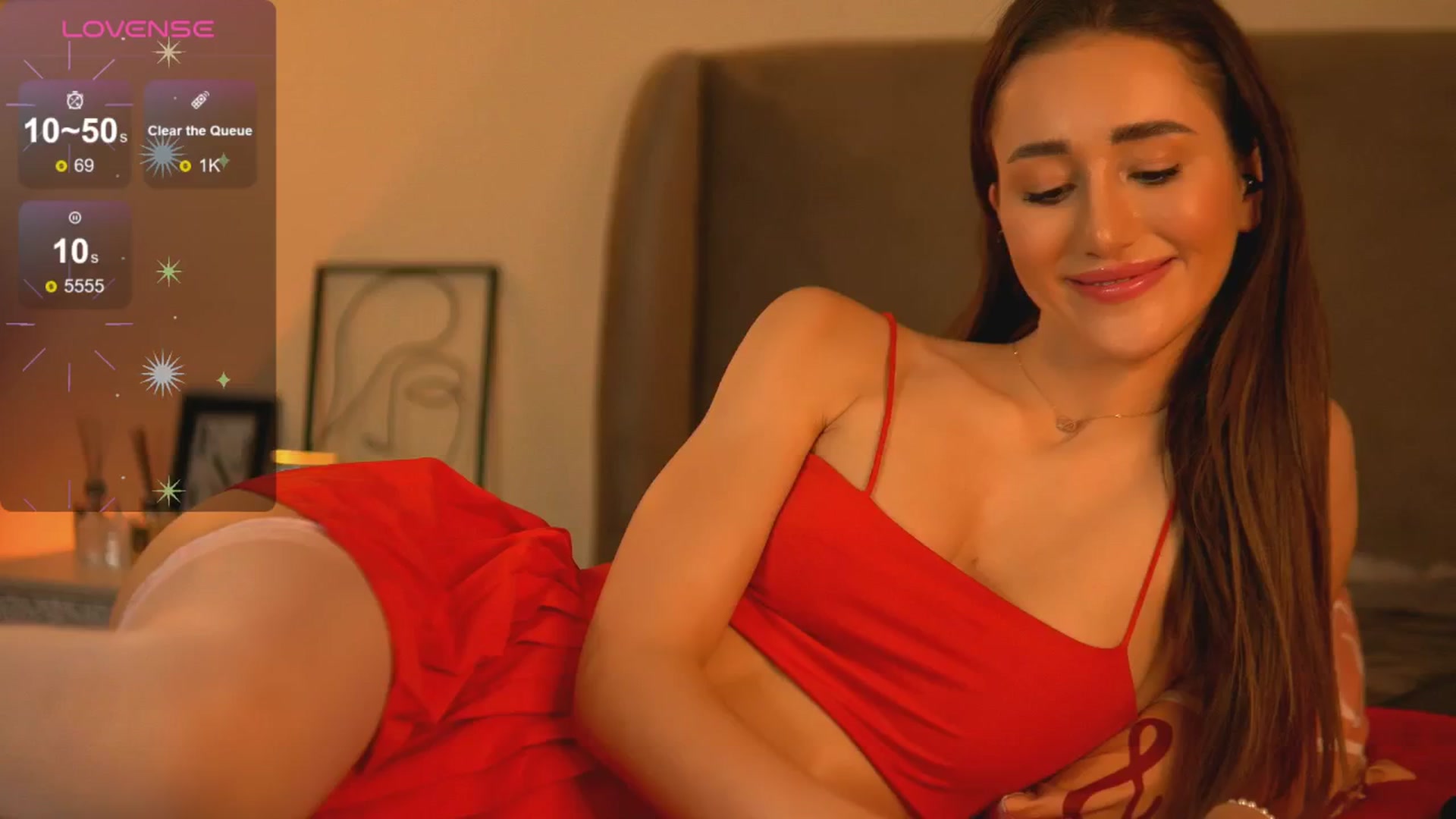 Gallery image thumbnail from EmilyRaymont's myfreecams stream on, 03/24/2025, 05:13 image 5 of 20
