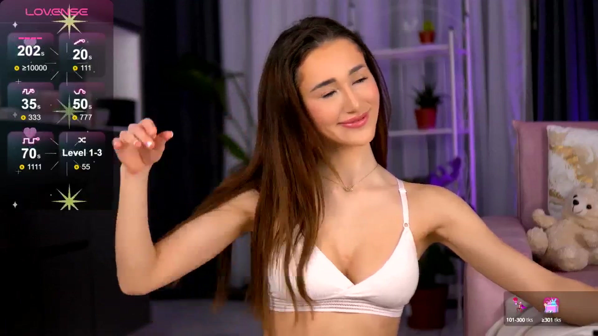 Gallery image thumbnail from EmilyRaymont's myfreecams stream on, 04/14/2025, 21:40 image 14 of 20