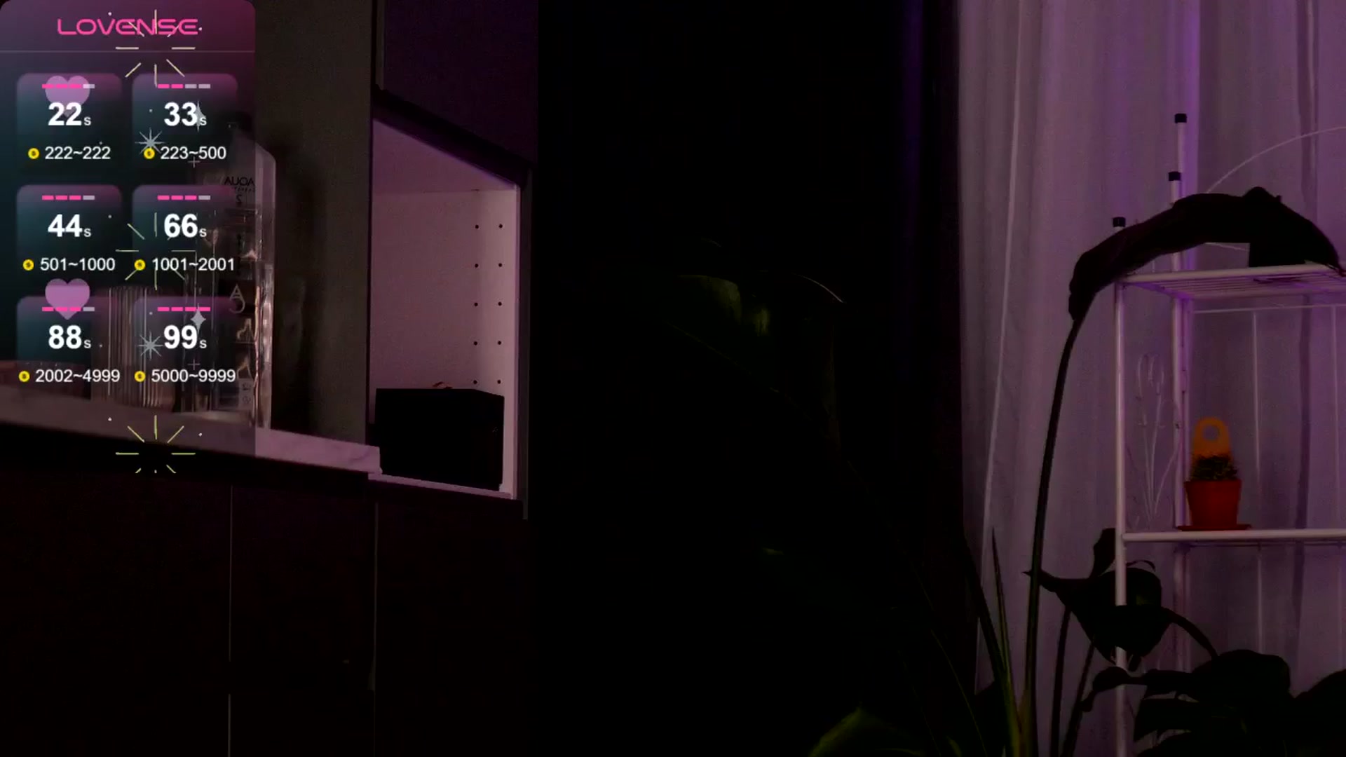 Gallery image thumbnail from EmilyRaymont's myfreecams stream on, 05/04/2025, 22:04 image 20 of 20