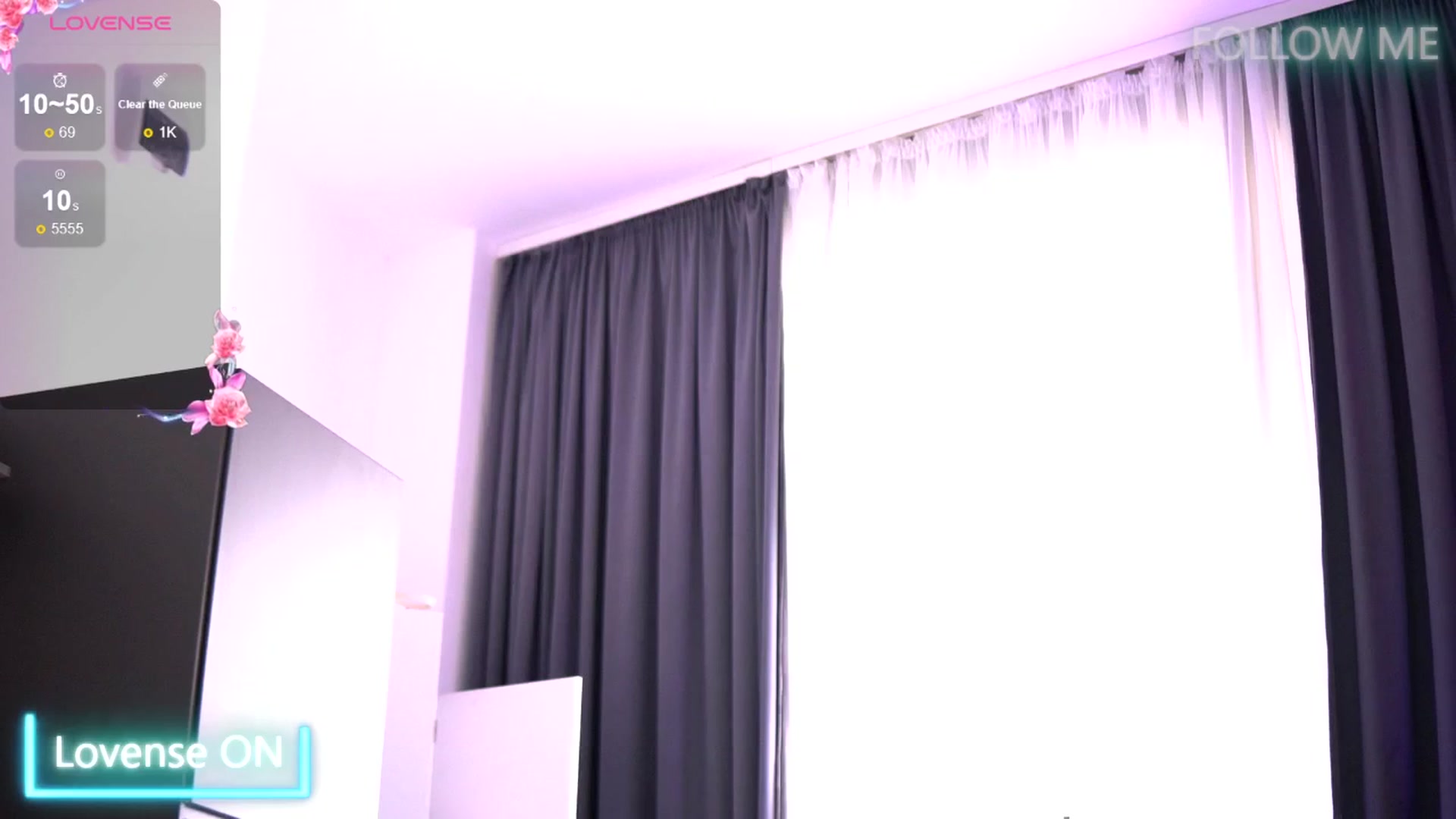 Gallery image thumbnail from EmilyRaymont's myfreecams stream on, 05/16/2025, 05:44 image 18 of 20
