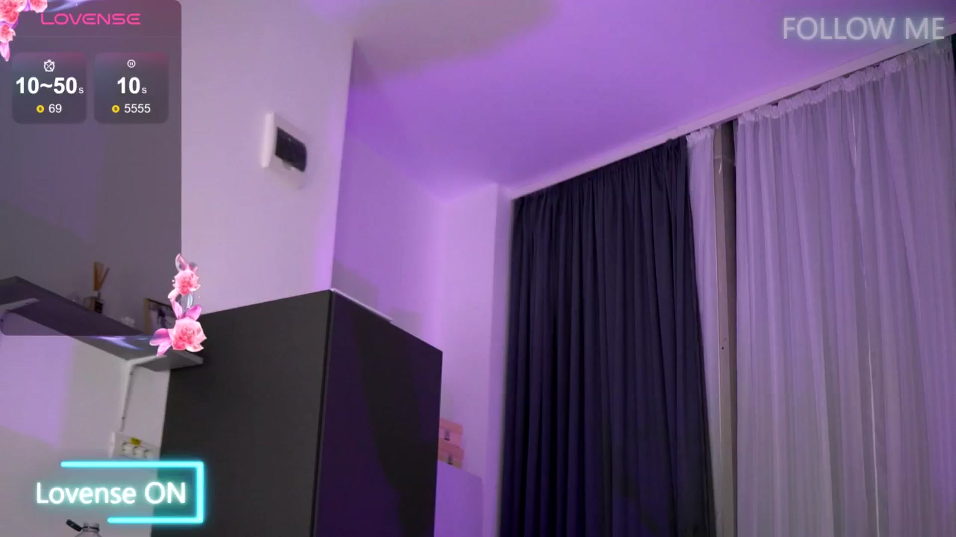 Gallery image thumbnail from EmilyRaymont's myfreecams stream on, 06/16/2025, 24:19 image 8 of 20
