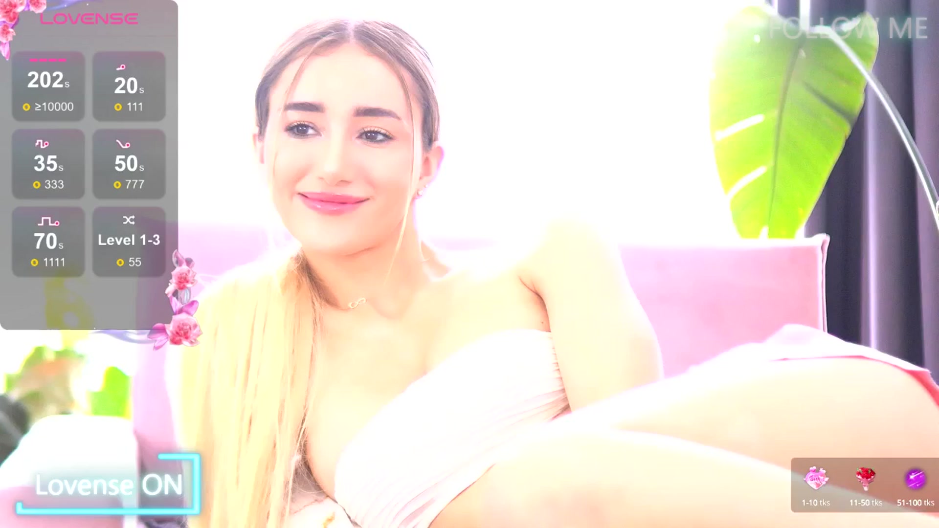 Gallery image thumbnail from EmilyRaymont's myfreecams stream on, 06/22/2025, 06:49 image 9 of 20