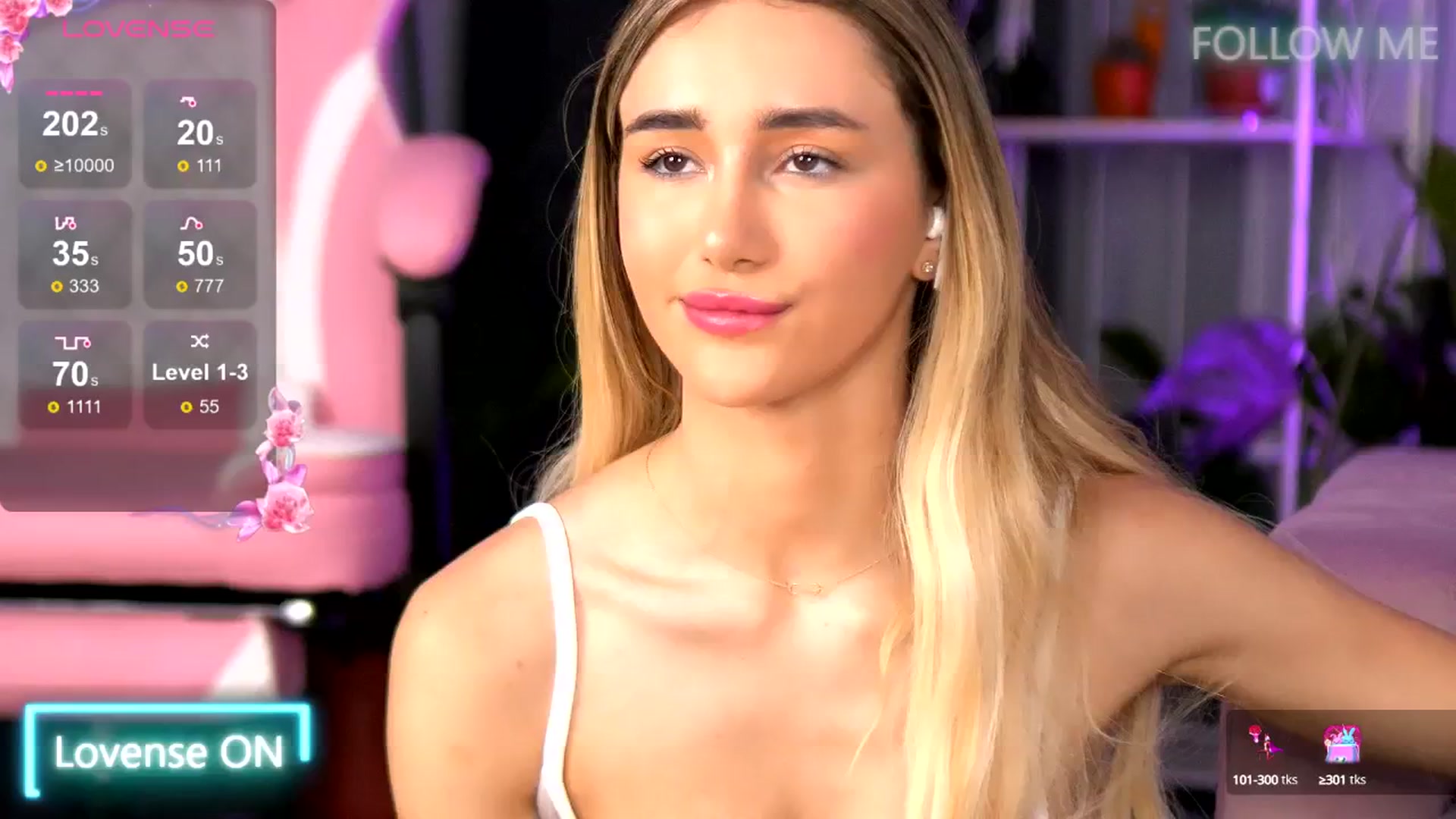 Gallery image thumbnail from EmilyRaymont's myfreecams stream on, 06/28/2025, 02:23 image 5 of 20