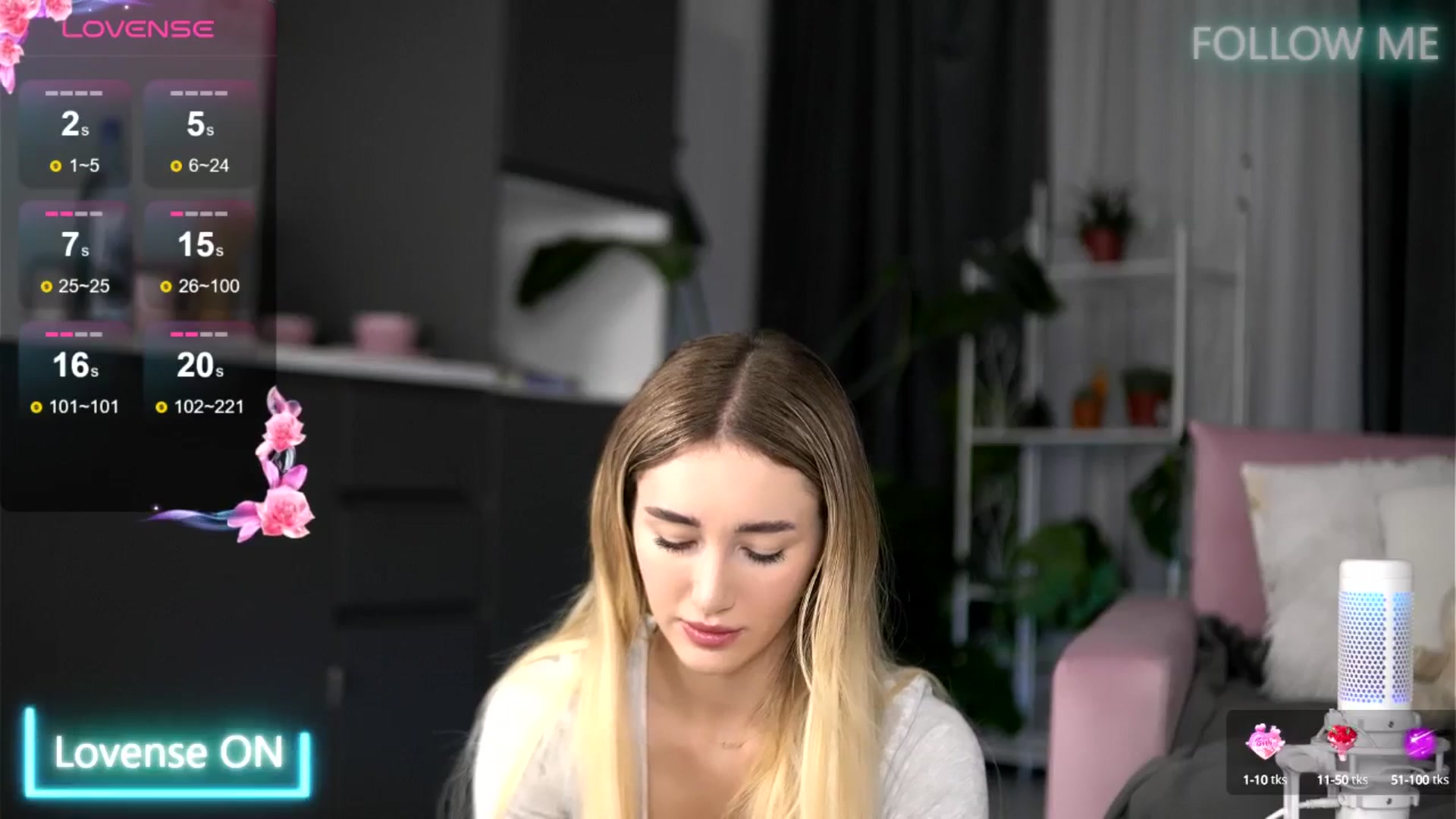 Gallery image thumbnail from EmilyRaymont's myfreecams stream on, 07/04/2025, 20:30 image 7 of 20