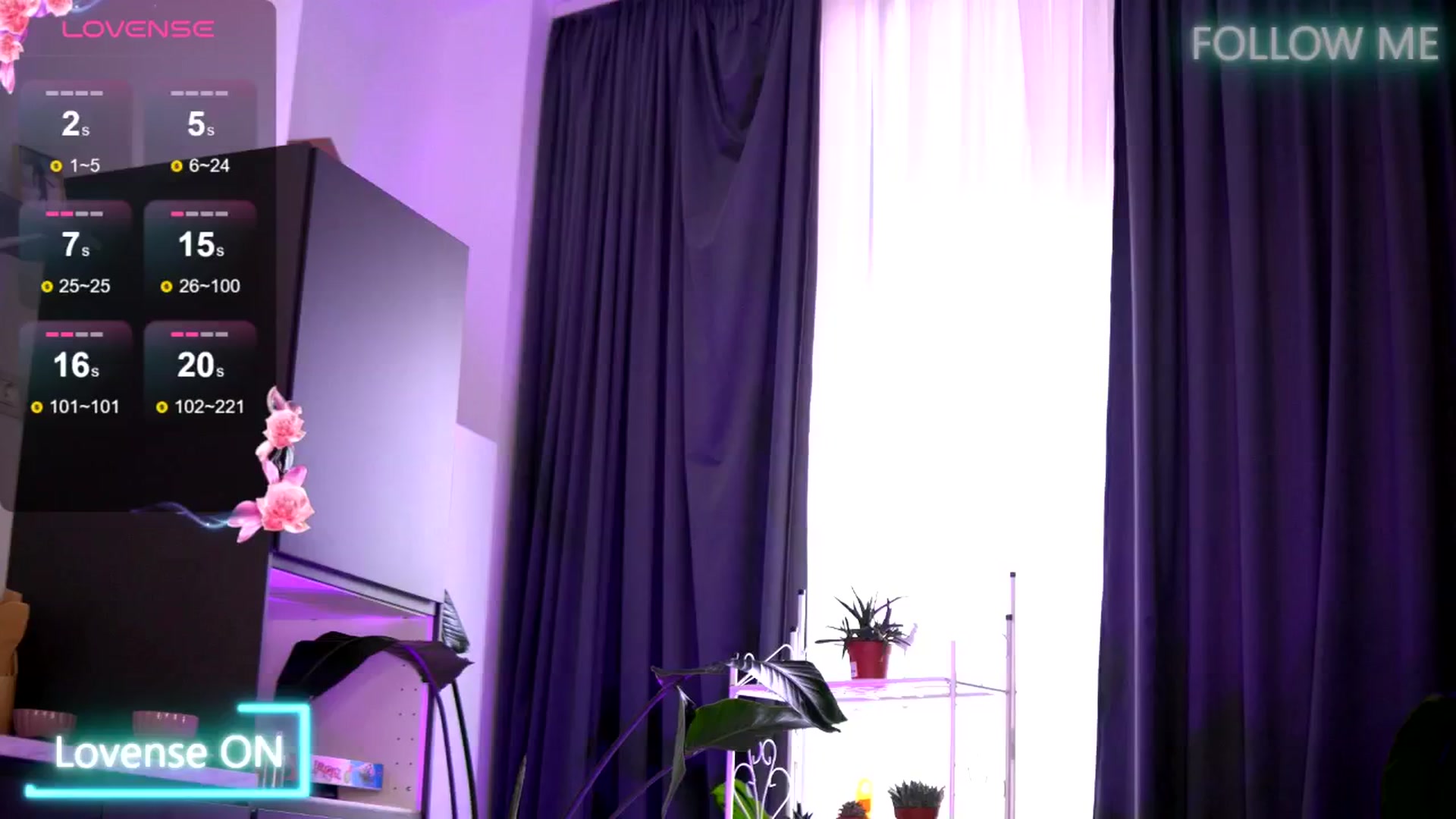 Gallery image thumbnail from EmilyRaymont's myfreecams stream on, 07/07/2025, 04:19 image 13 of 20