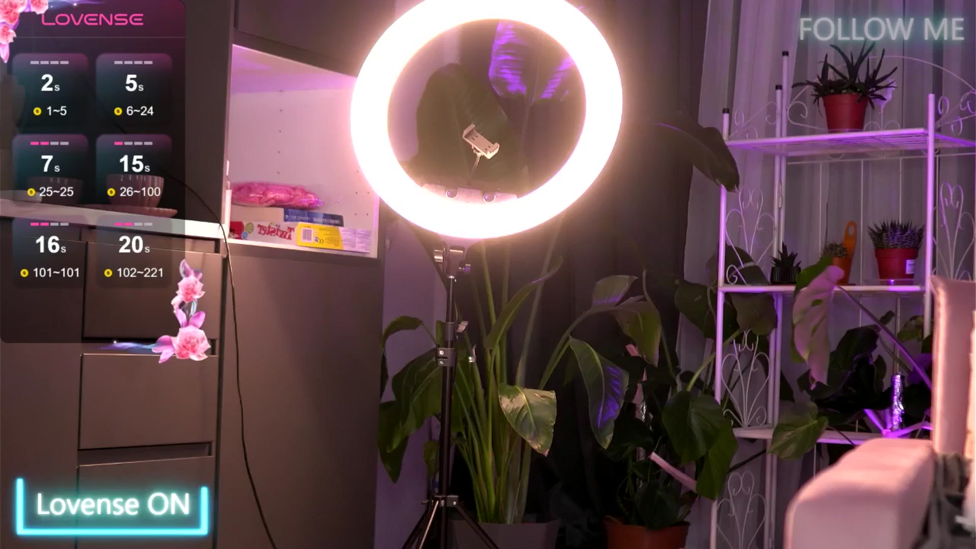 Gallery image thumbnail from EmilyRaymont's myfreecams stream on, 07/21/2025, 20:21 image 1 of 20