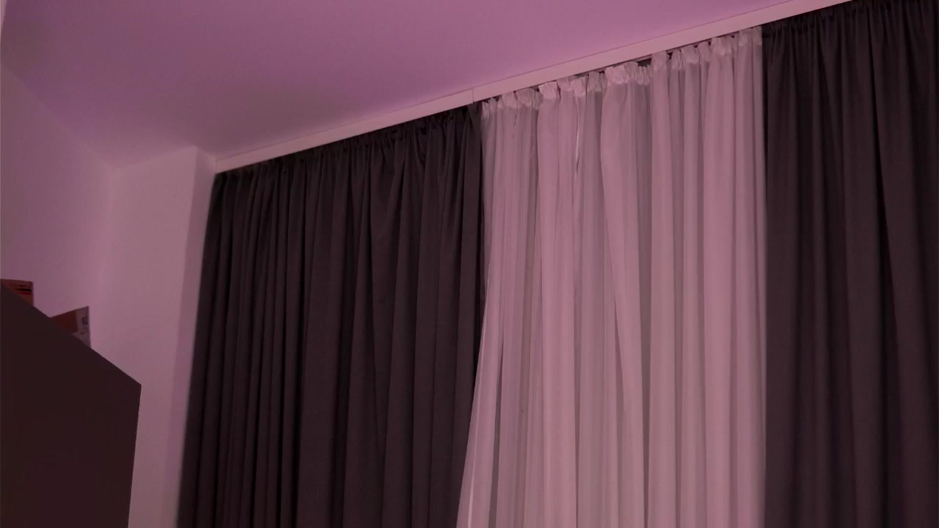 Gallery image thumbnail from EmilyRaymont's myfreecams stream on, 07/31/2025, 24:21 image 18 of 20