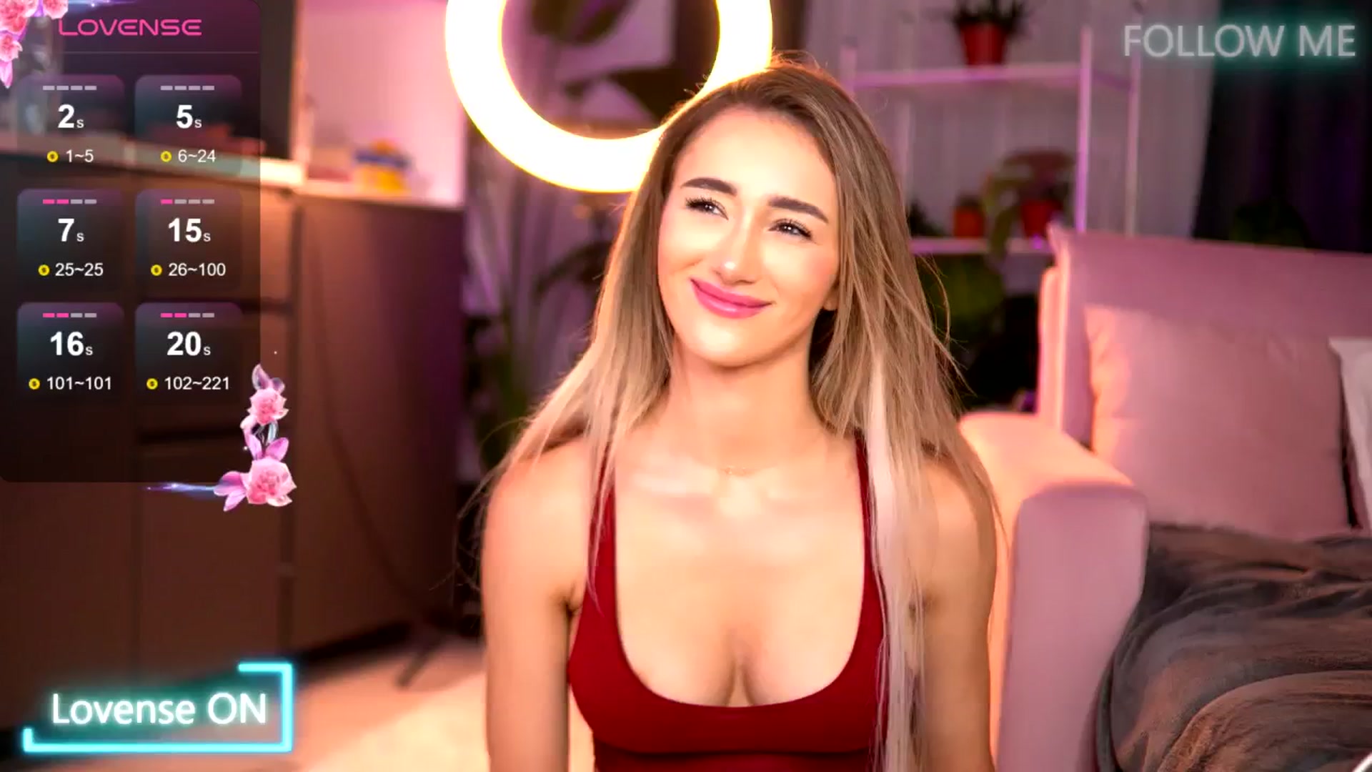 Gallery image thumbnail from EmilyRaymont's myfreecams stream on, 08/03/2025, 02:03 image 17 of 20