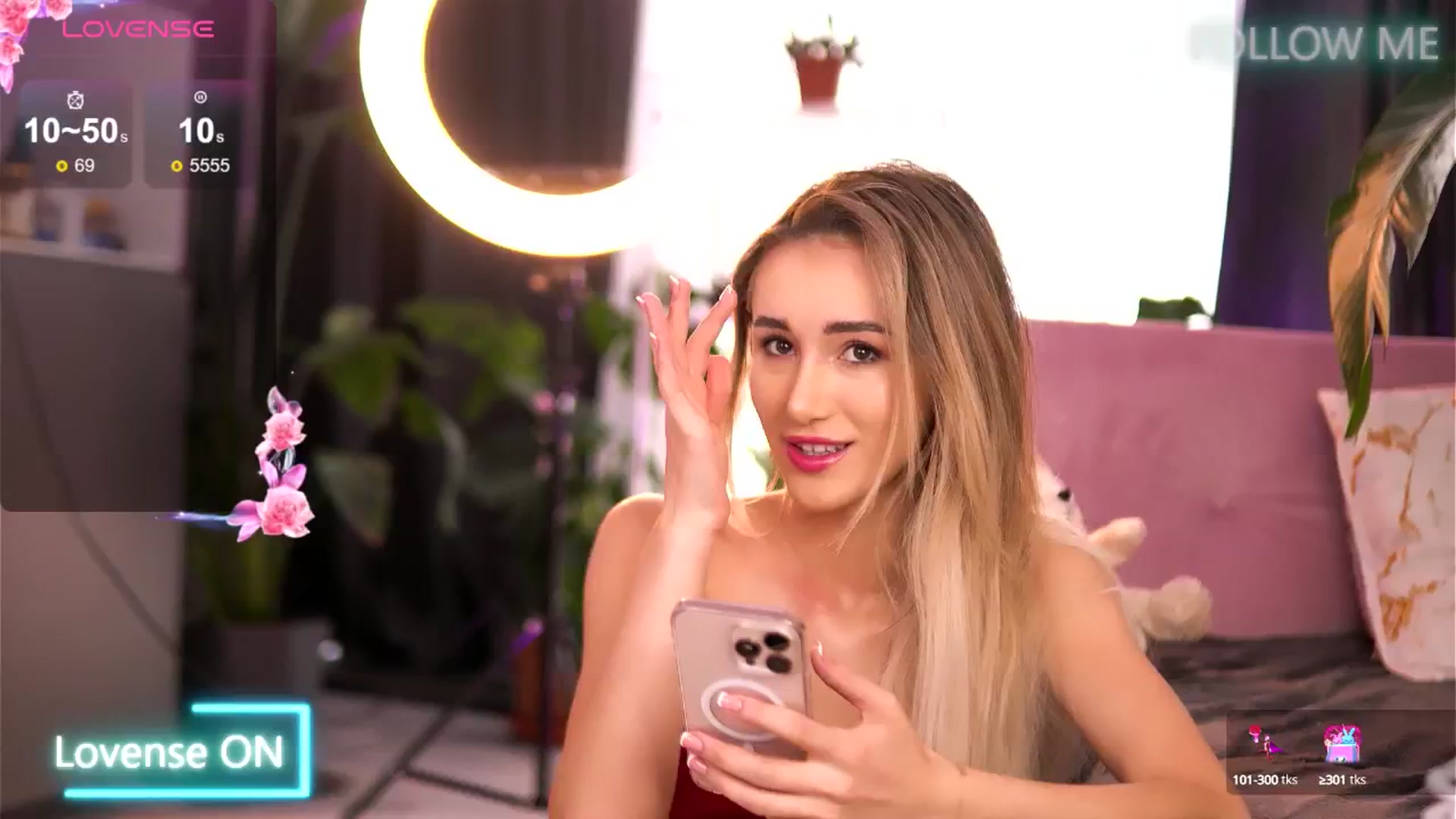 Gallery image thumbnail from EmilyRaymont's myfreecams stream on, 08/13/2025, 11:48 image 1 of 20