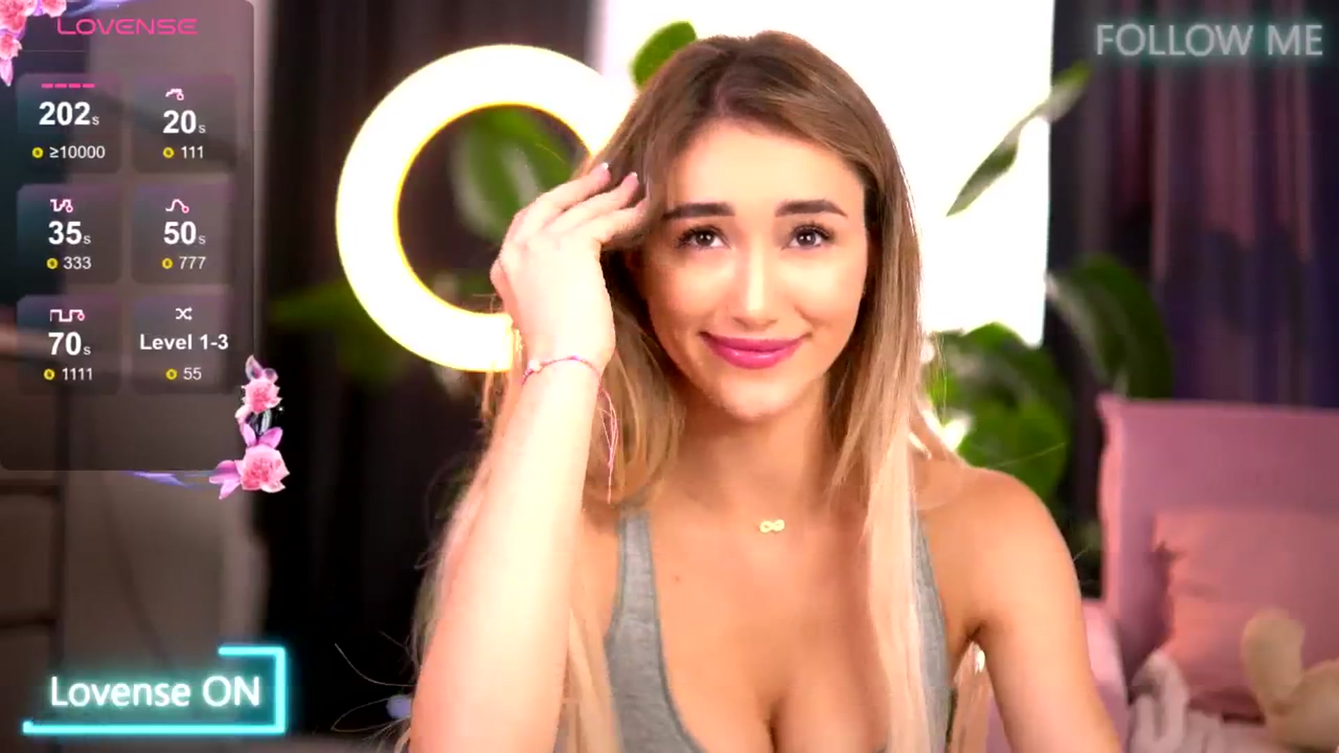 Gallery image thumbnail from EmilyRaymont's myfreecams stream on, 08/26/2025, 08:24 image 12 of 20