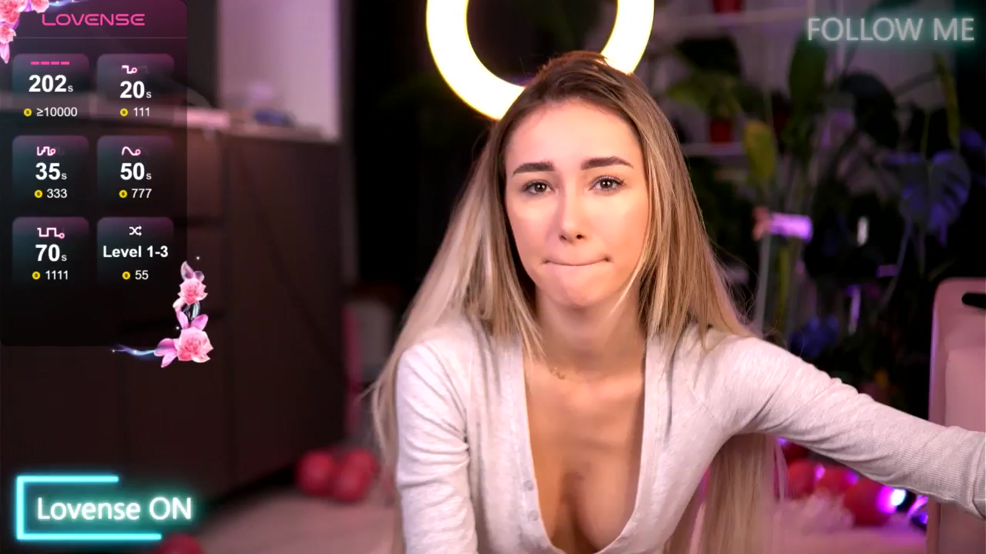 Gallery image thumbnail from EmilyRaymont's myfreecams stream on, 09/03/2025, 03:01 image 1 of 20