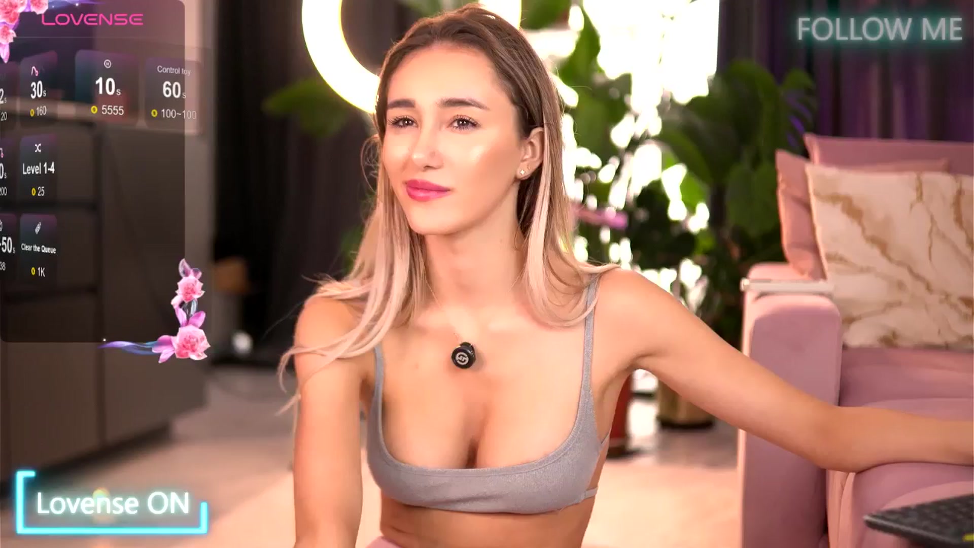 Gallery image thumbnail from EmilyRaymont's myfreecams stream on, 09/30/2025, 11:09 image 14 of 20