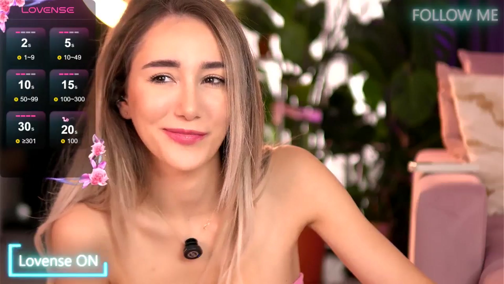 Gallery image thumbnail from EmilyRaymont's myfreecams stream on, 10/01/2025, 06:16 image 2 of 20