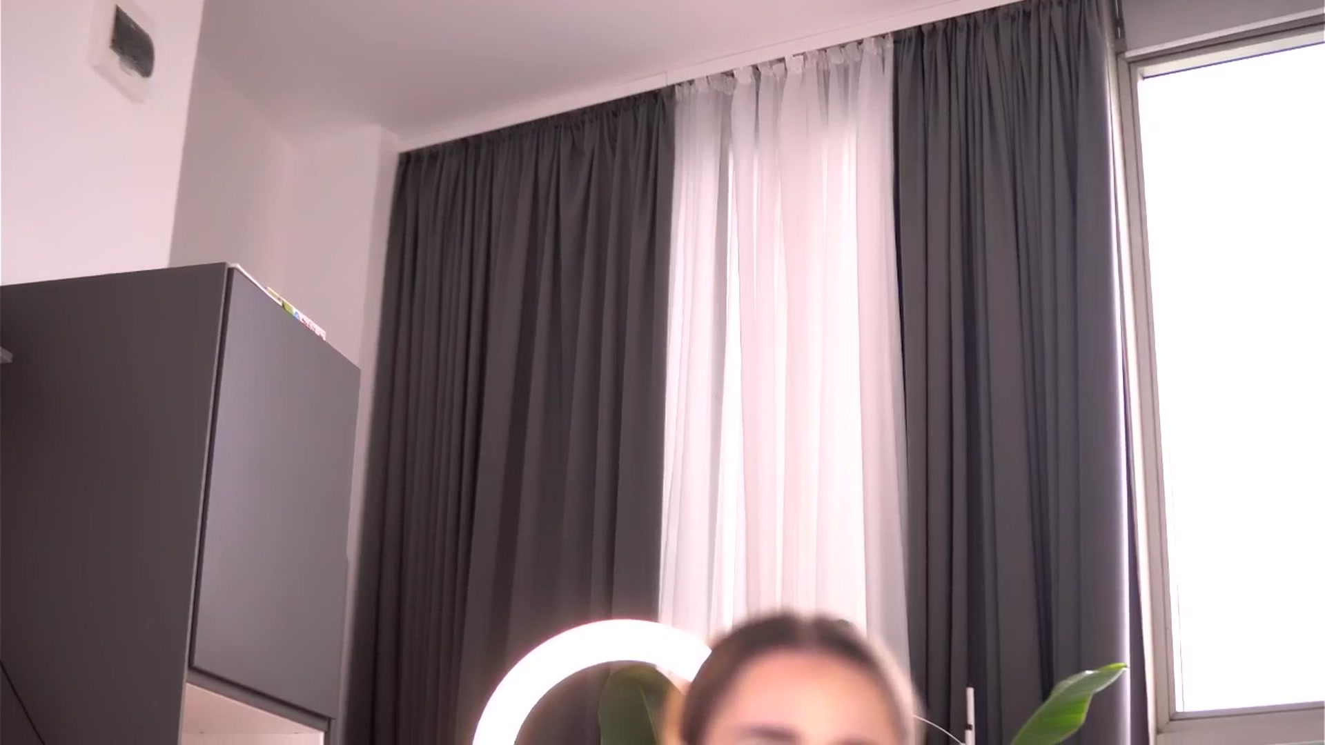 Gallery image thumbnail from EmilyRaymont's myfreecams stream on, 10/04/2025, 08:07 image 20 of 20