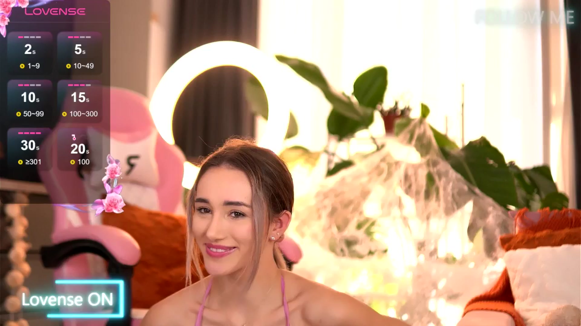 Gallery image thumbnail from EmilyRaymont's myfreecams stream on, 10/22/2025, 05:43 image 14 of 20