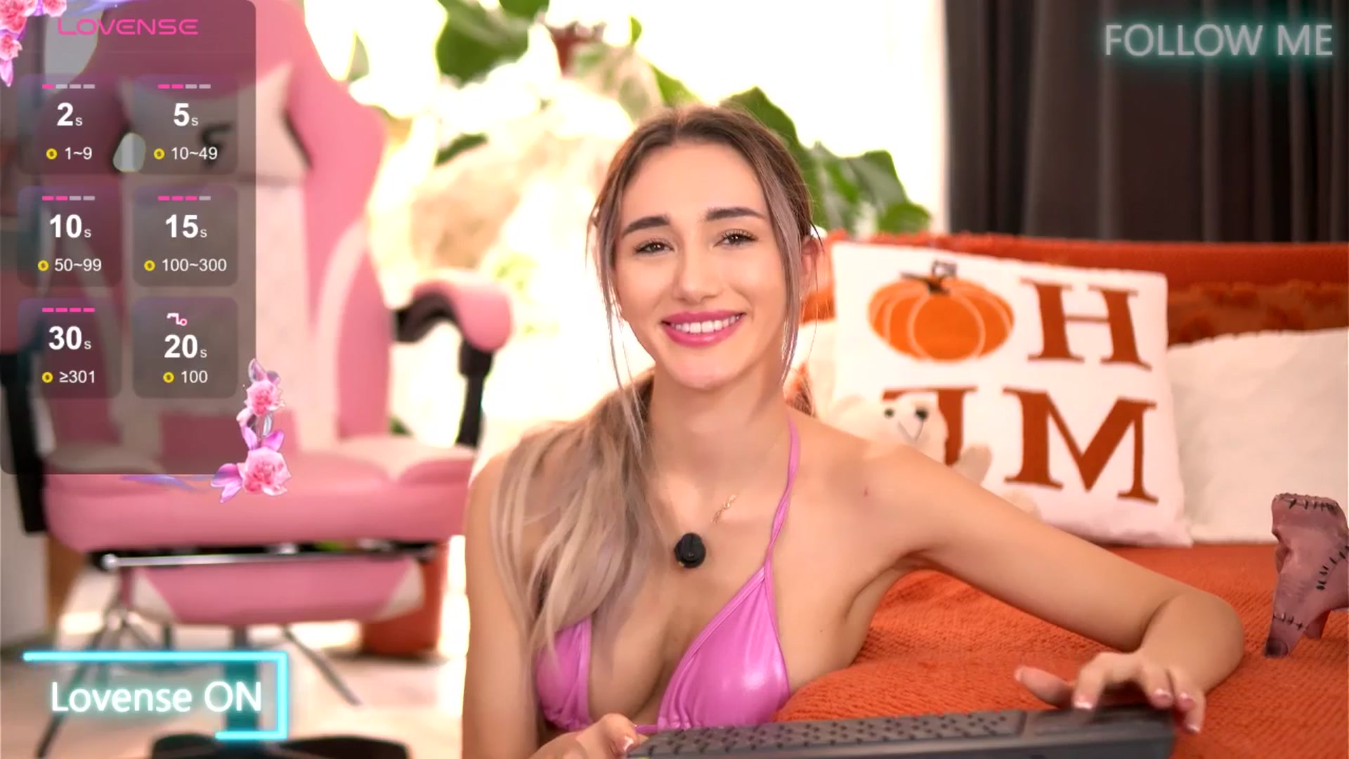 Gallery image thumbnail from EmilyRaymont's myfreecams stream on, 10/22/2025, 07:30 image 17 of 20