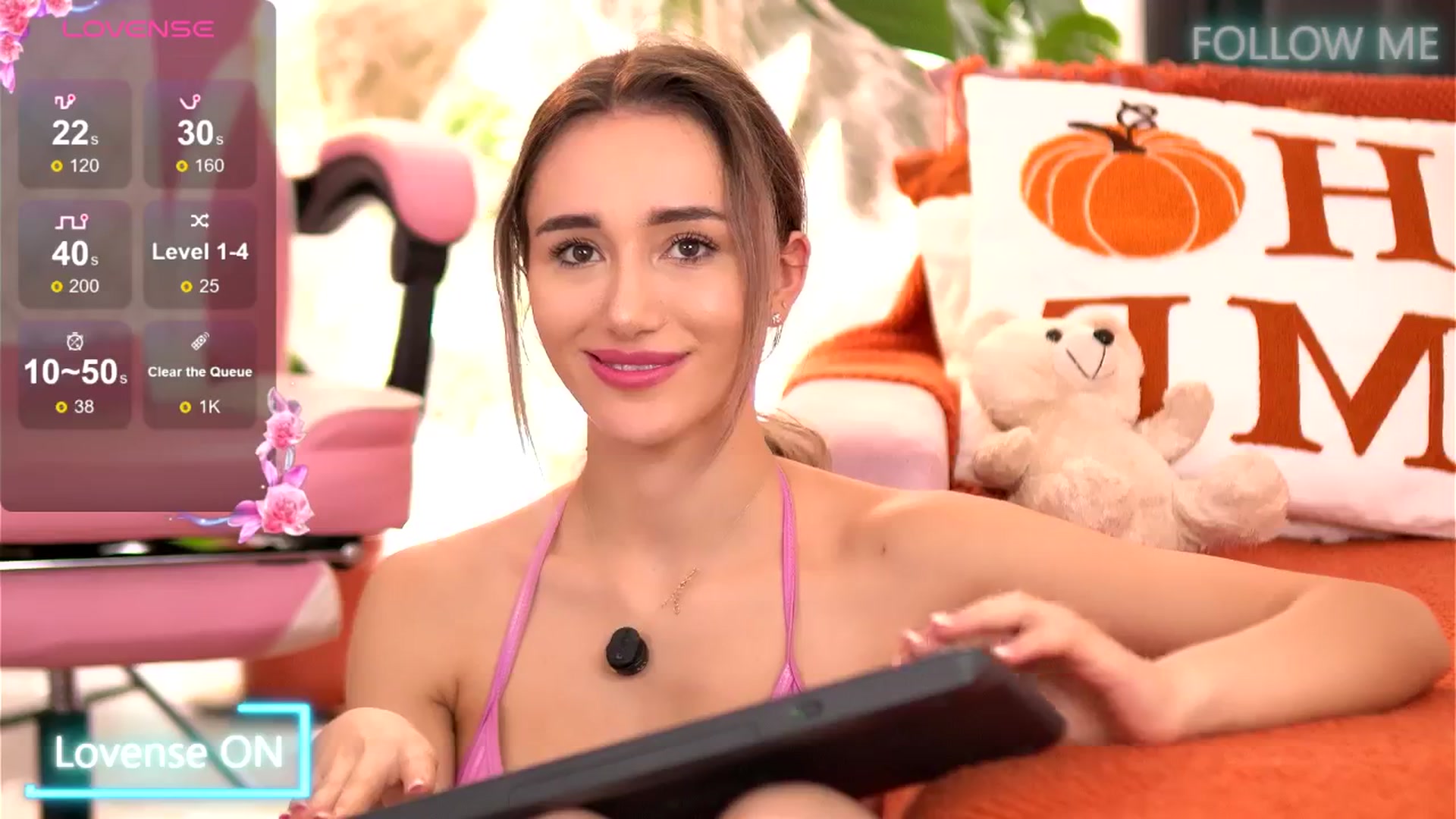 Gallery image thumbnail from EmilyRaymont's myfreecams stream on, 10/22/2025, 08:39 image 3 of 20