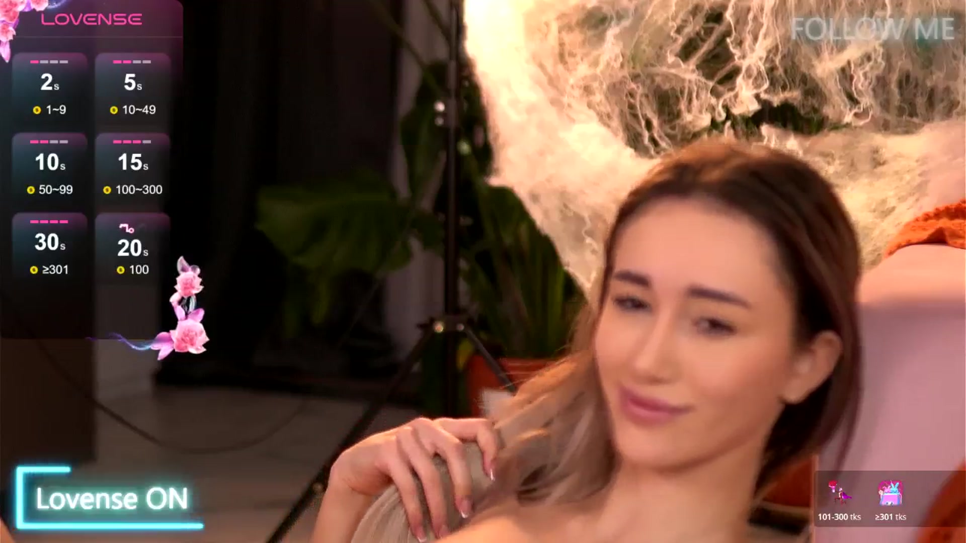 Gallery image thumbnail from EmilyRaymont's myfreecams stream on, 10/23/2025, 03:20 image 15 of 20