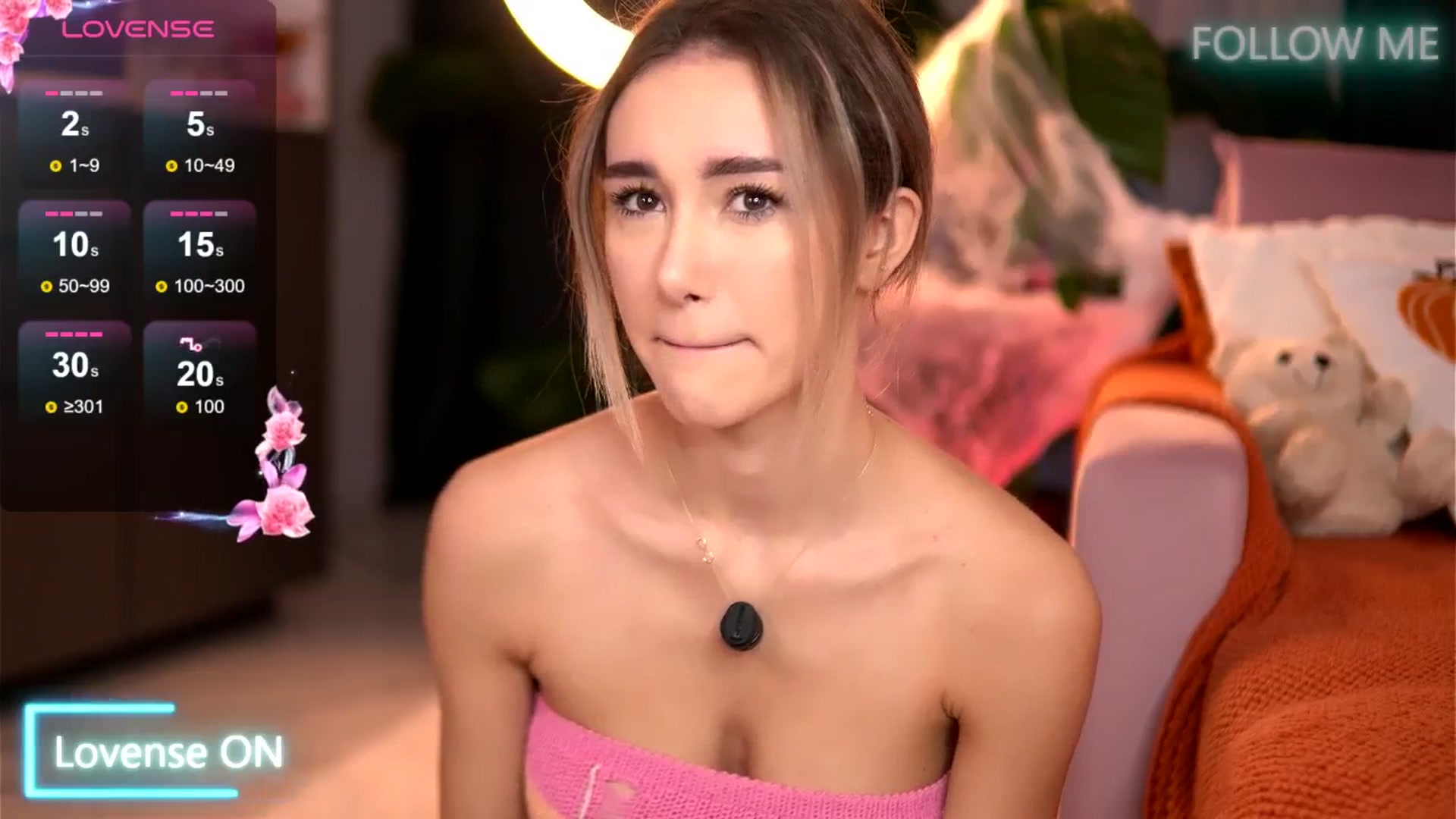 Gallery image thumbnail from EmilyRaymont's myfreecams stream on, 10/27/2025, 04:44 image 14 of 20