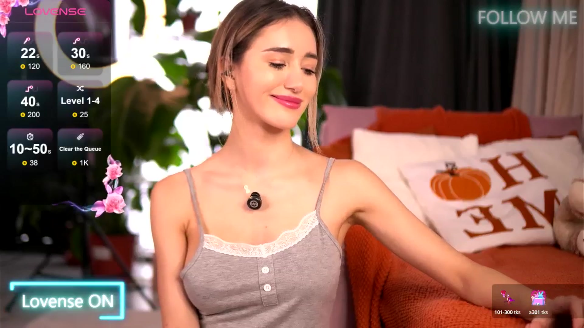 Gallery image thumbnail from EmilyRaymont's myfreecams stream on, 11/11/2025, 10:48 image 10 of 20
