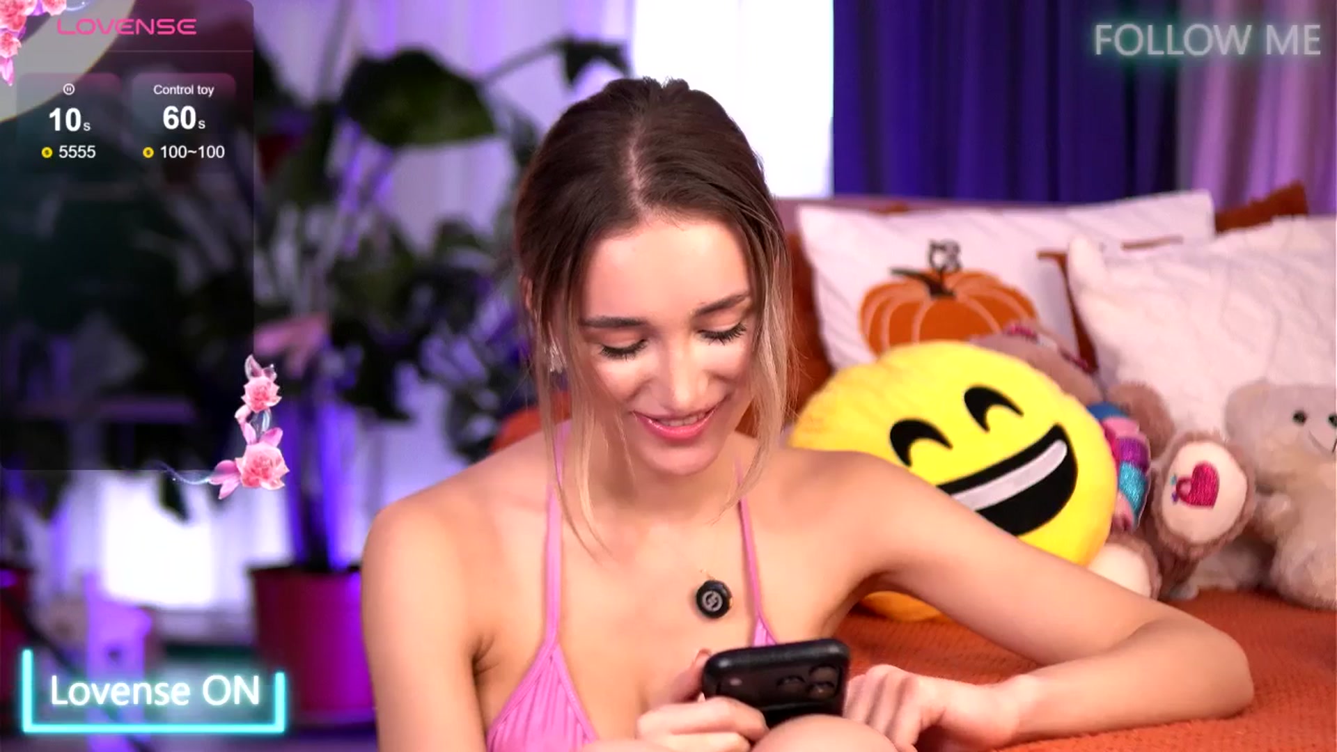 Gallery image thumbnail from EmilyRaymont's myfreecams stream on, 11/20/2025, 07:23 image 5 of 20