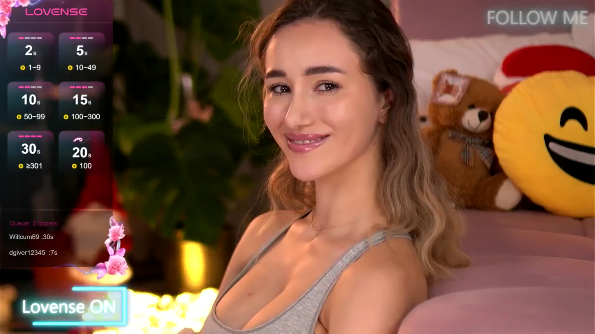 Gallery image thumbnail from EmilyRaymont's myfreecams stream on, 01/14/2026, 05:05 image 3 of 20
