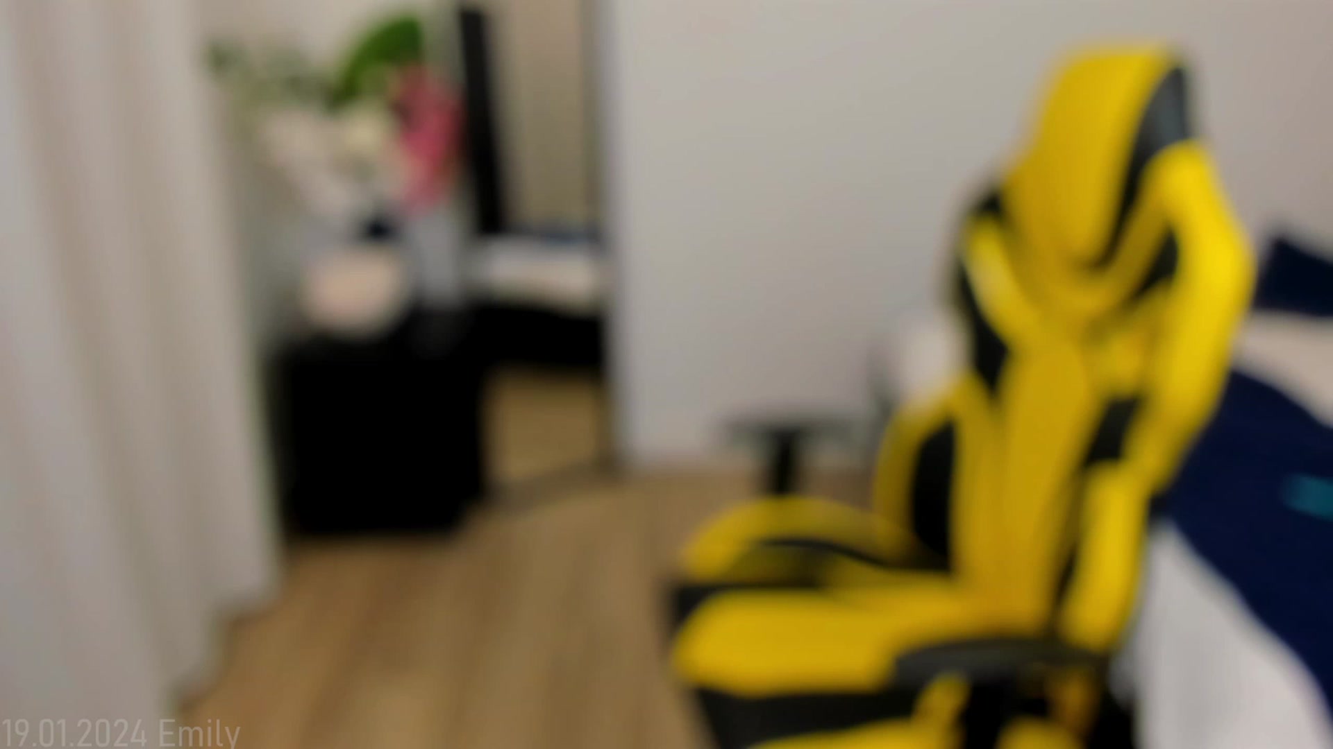 Gallery image thumbnail from EmilyRose1's myfreecams stream on, 01/19/2024, 22:19 image 15 of 20