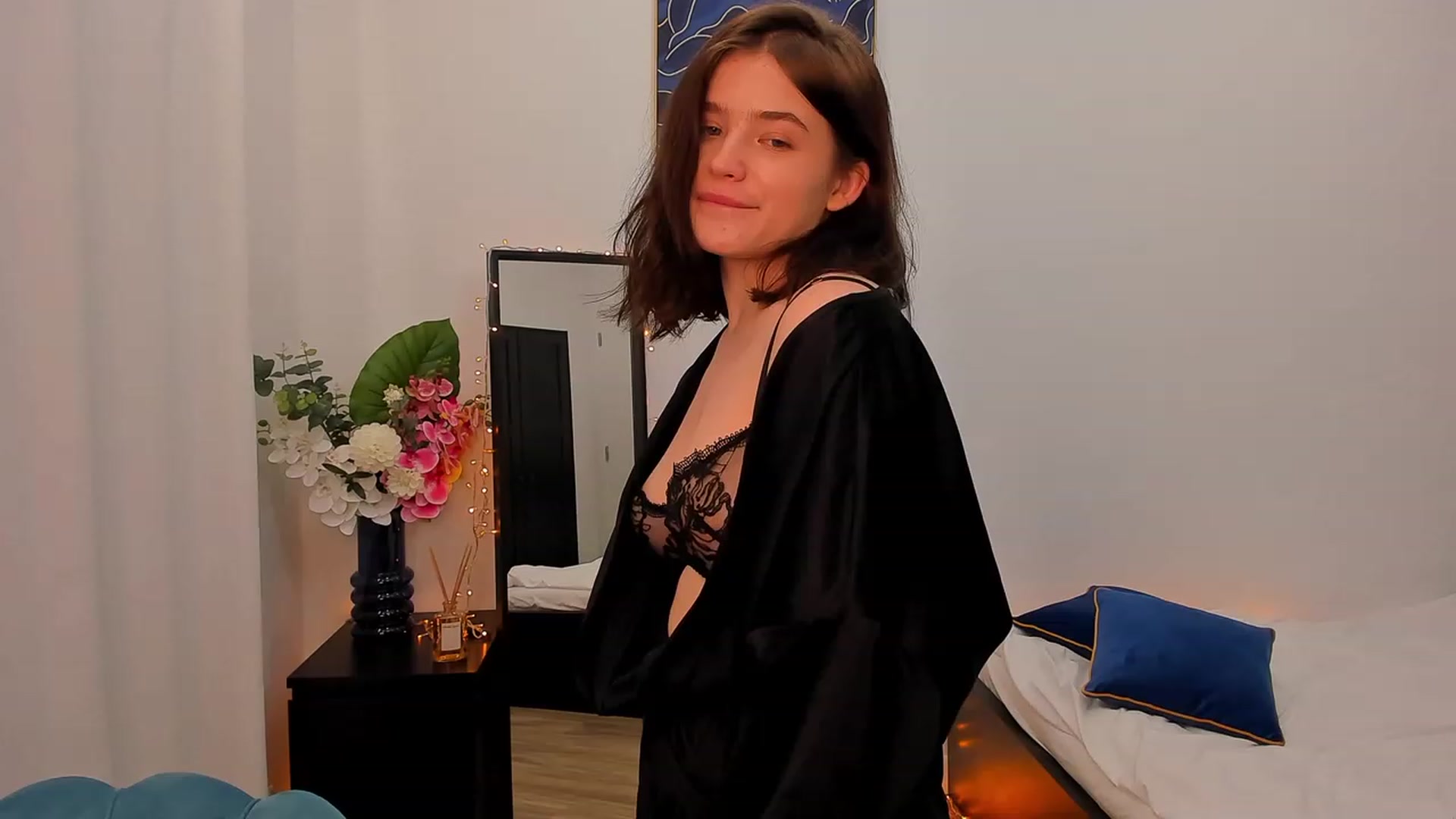 Gallery image thumbnail from EmilyRose1's myfreecams stream on, 01/21/2024, 01:15 image 7 of 20