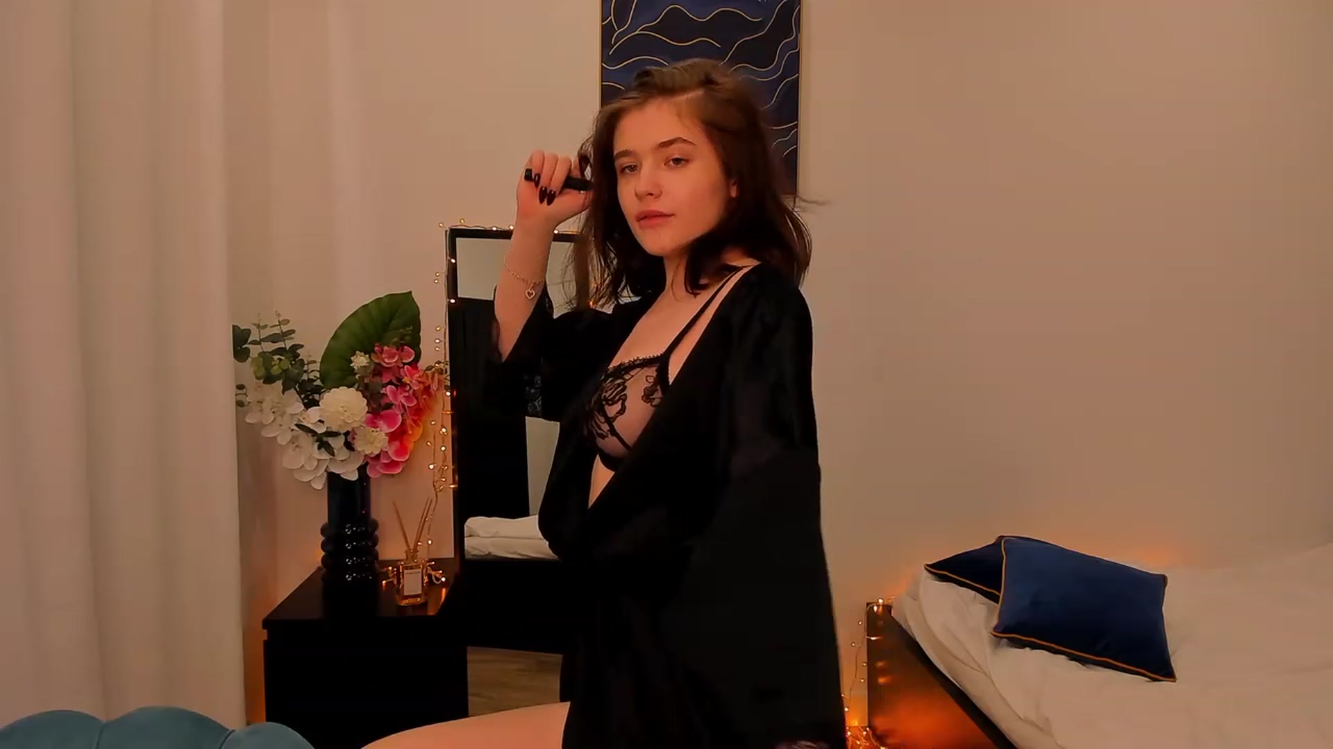 Gallery image thumbnail from EmilyRose1's myfreecams stream on, 01/21/2024, 01:15 image 12 of 20