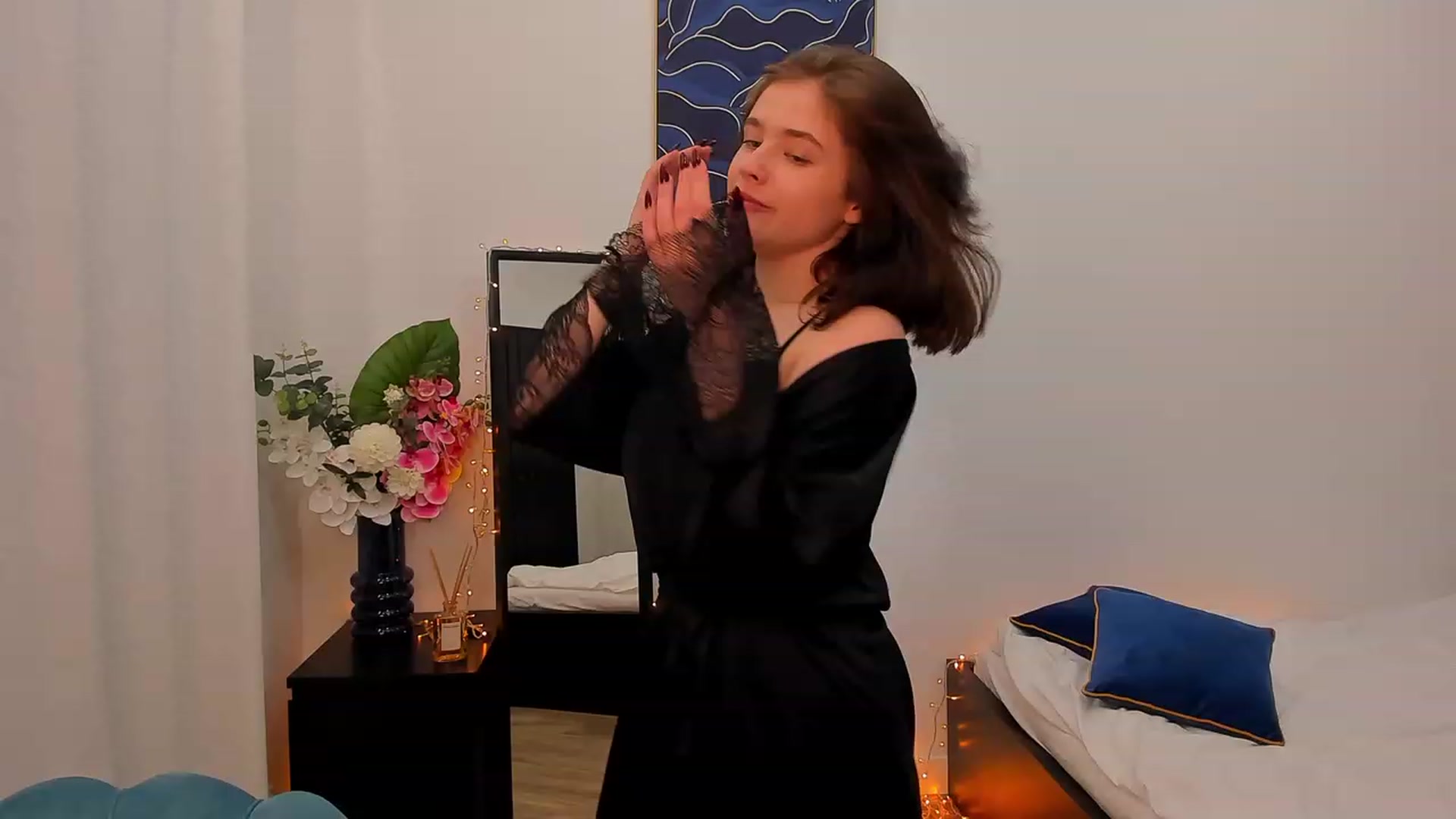 Gallery image thumbnail from EmilyRose1's myfreecams stream on, 01/21/2024, 01:15 image 3 of 20