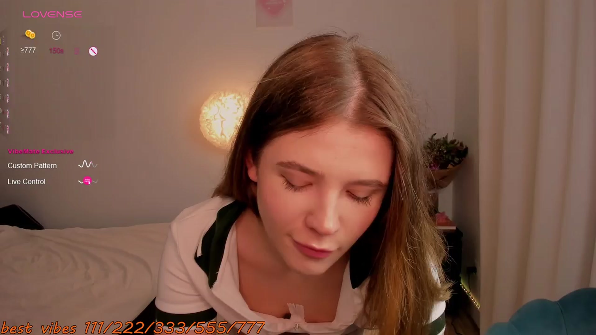 Gallery image thumbnail from EmilyRose1's myfreecams stream on, 03/23/2024, 21:01 image 16 of 20