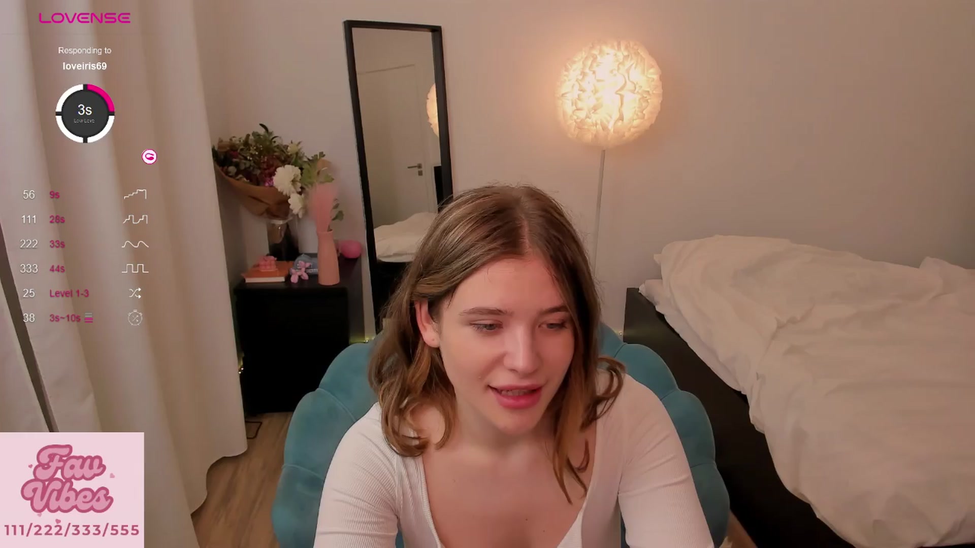Gallery image thumbnail from EmilyRose1's myfreecams stream on, 03/31/2024, 21:34 image 12 of 20