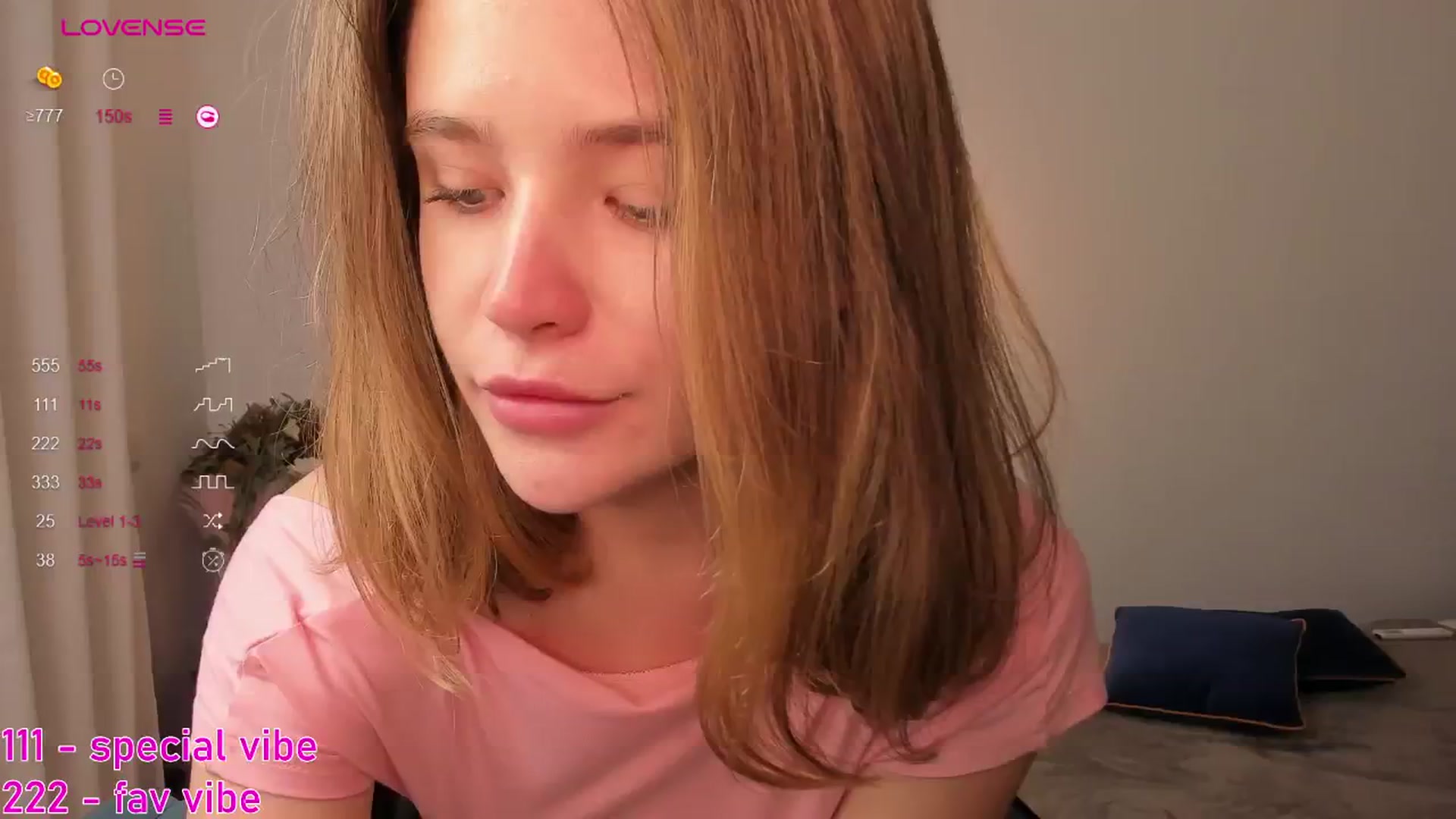 Gallery image thumbnail from EmilyRose1's myfreecams stream on, 04/15/2024, 19:58 image 8 of 20