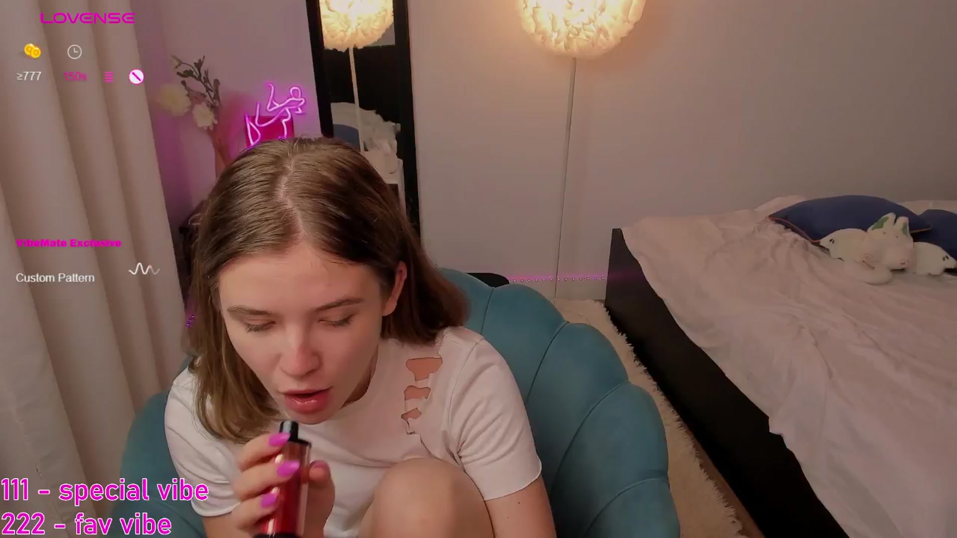 Gallery image thumbnail from EmilyRose1's myfreecams stream on, 05/13/2024, 24:30 image 20 of 20