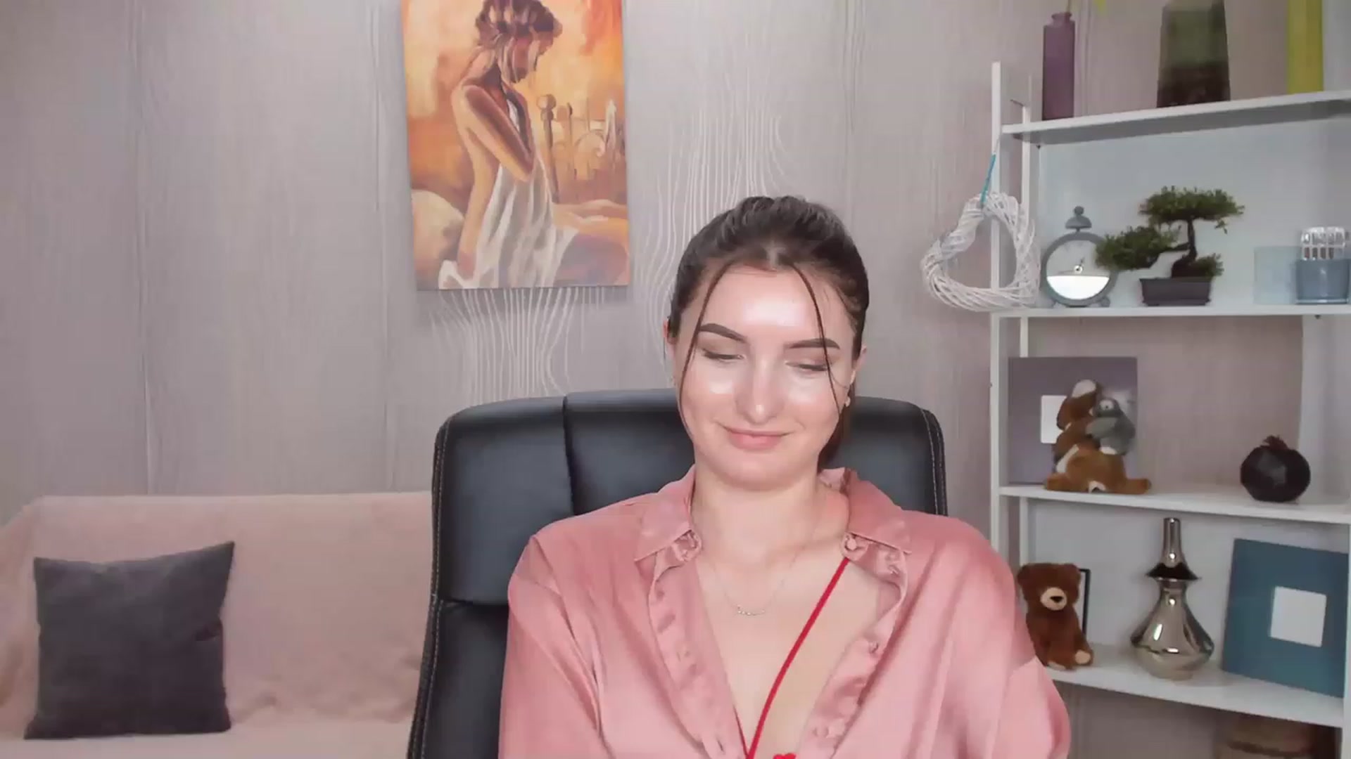 Gallery image thumbnail from EmilyRosier's myfreecams stream on, 11/24/2022, 15:02 image 12 of 20