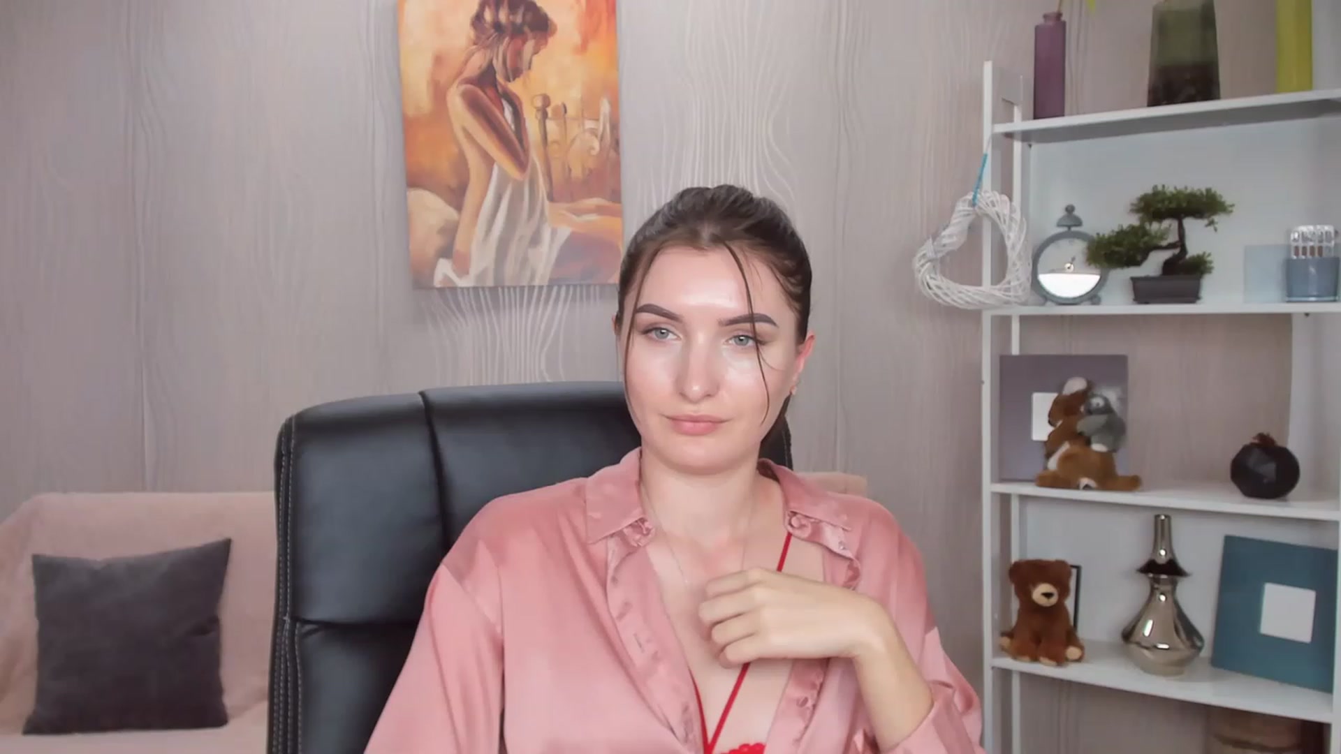 Gallery image thumbnail from EmilyRosier's myfreecams stream on, 11/24/2022, 15:02 image 18 of 20