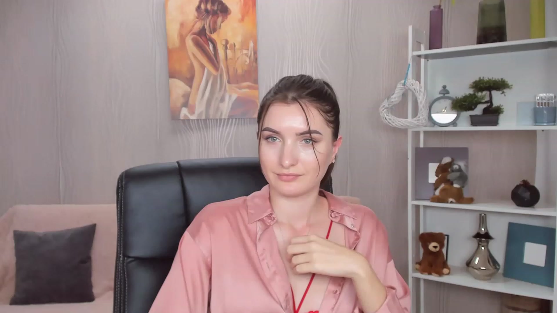Gallery image thumbnail from EmilyRosier's myfreecams stream on, 11/24/2022, 15:02 image 17 of 20