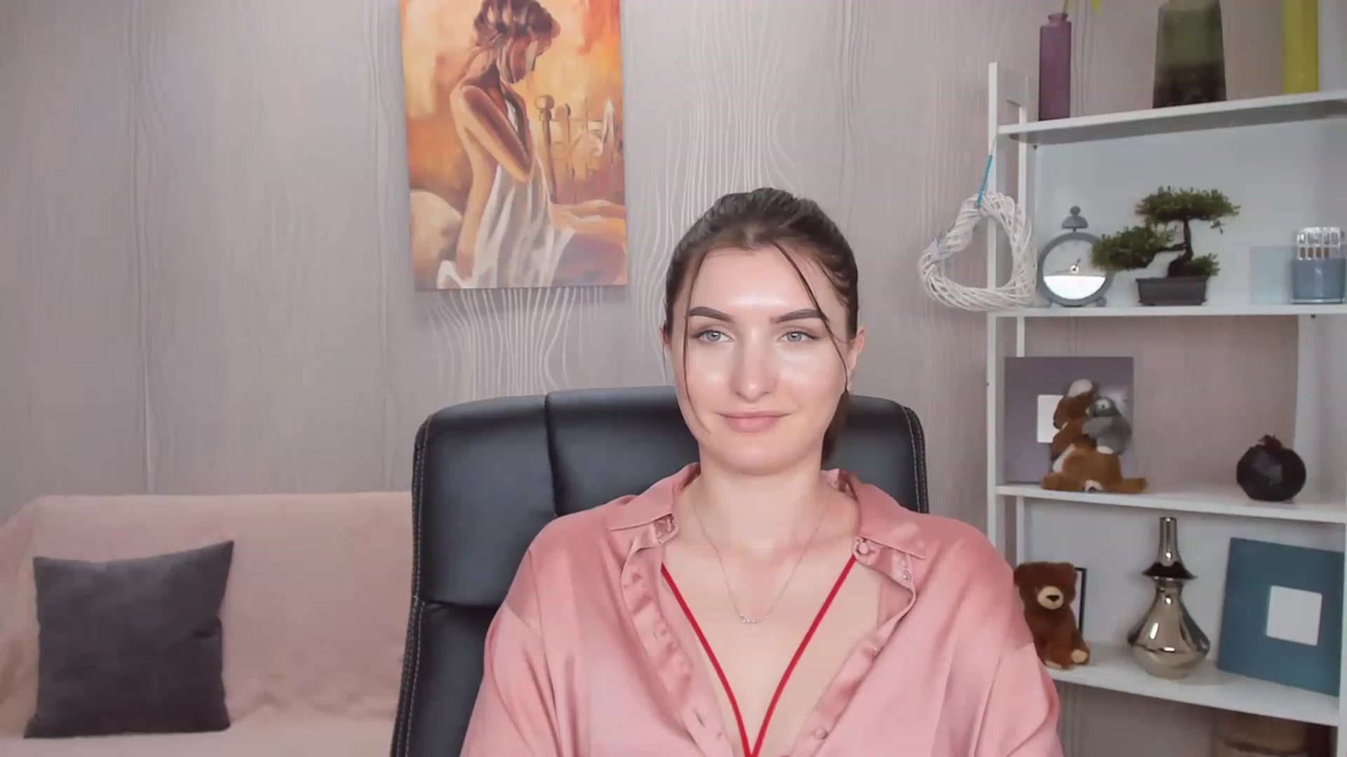 Gallery image thumbnail from EmilyRosier's myfreecams stream on, 11/24/2022, 15:02 image 6 of 20