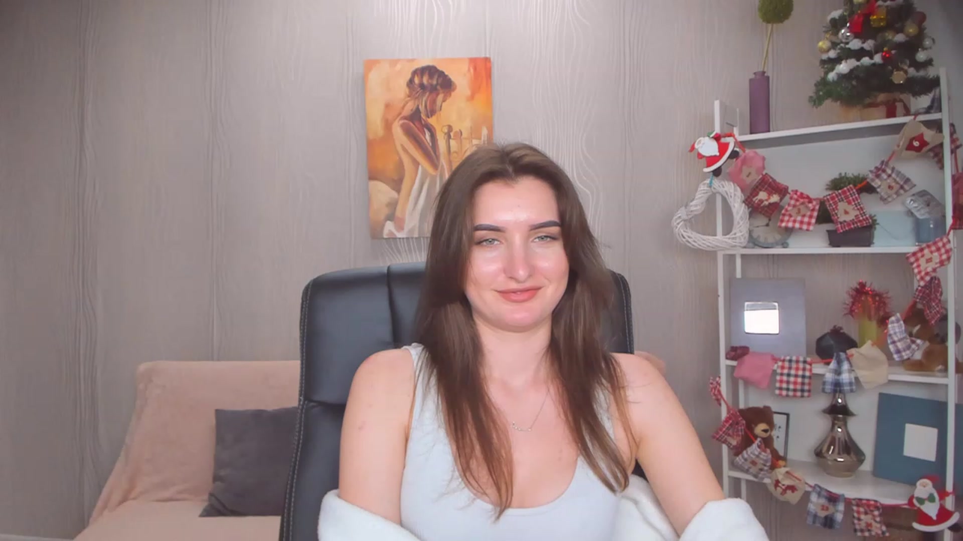 Gallery image thumbnail from EmilyRosier's myfreecams stream on, 12/12/2022, 13:40 image 5 of 20
