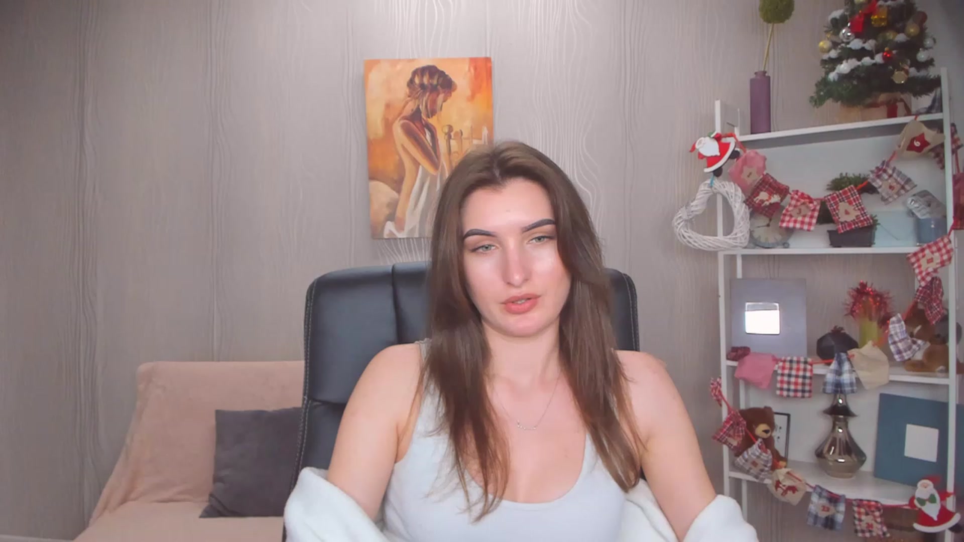 Gallery image thumbnail from EmilyRosier's myfreecams stream on, 12/12/2022, 13:40 image 3 of 20