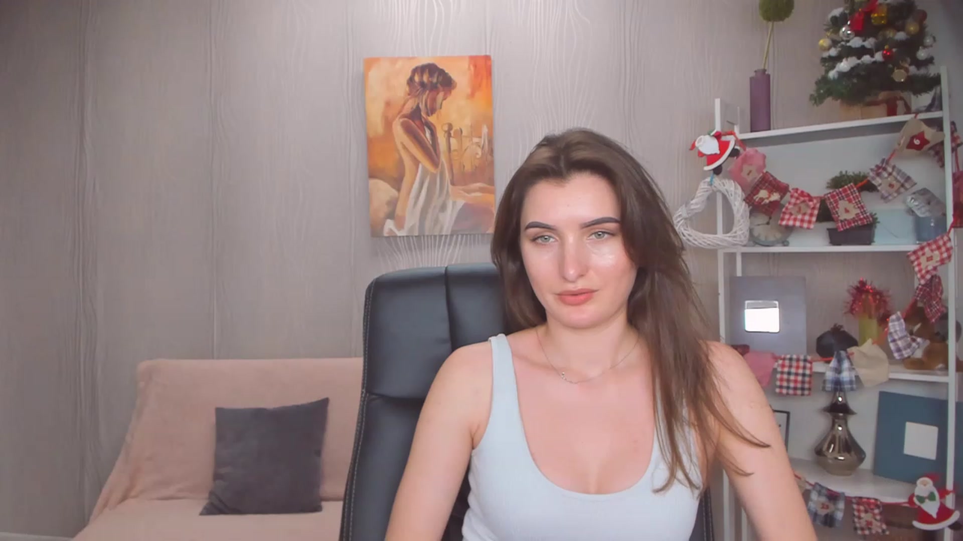 Gallery image thumbnail from EmilyRosier's myfreecams stream on, 12/12/2022, 15:47 image 11 of 20